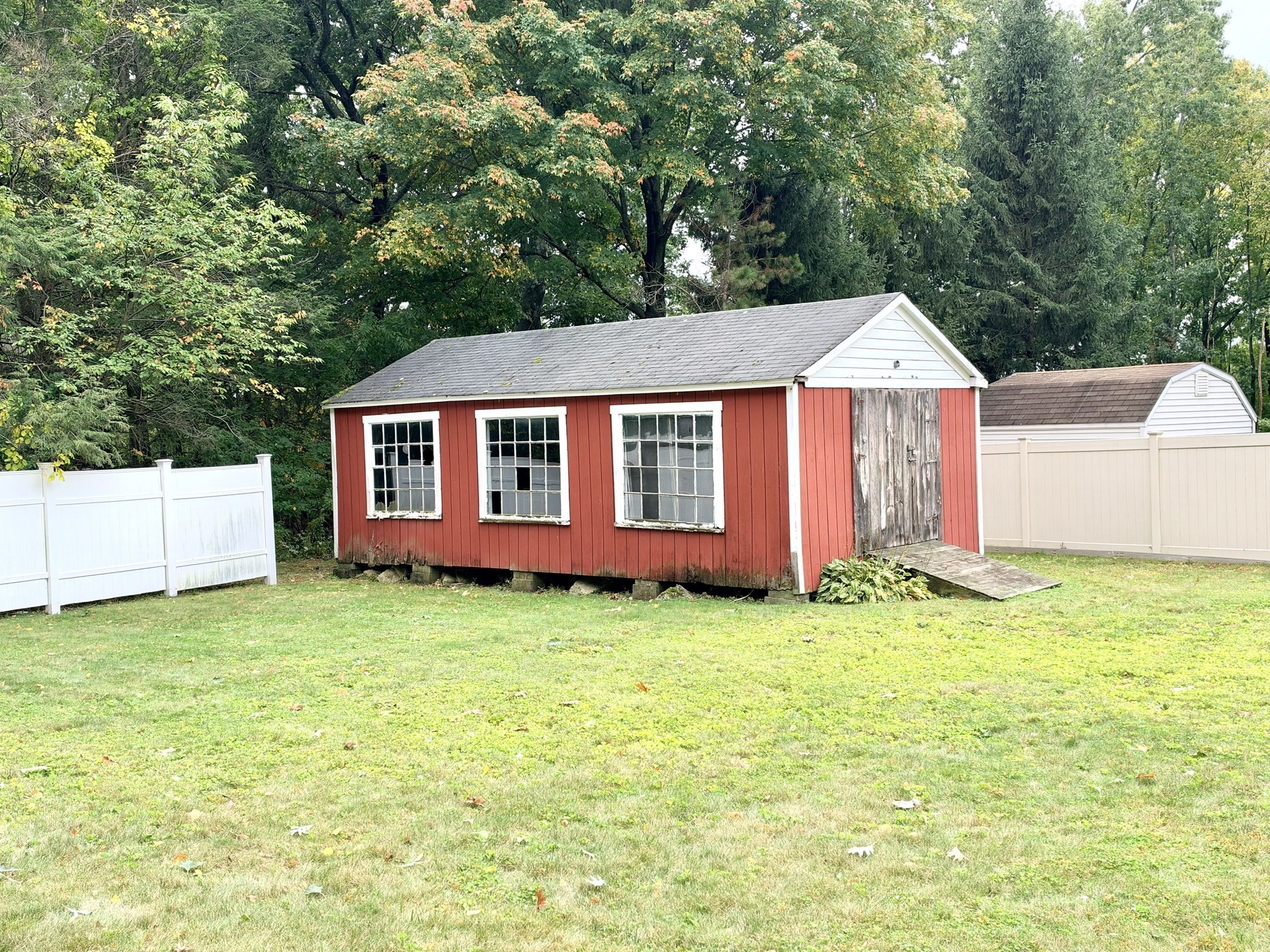 133 Whipple St Property Photo 19