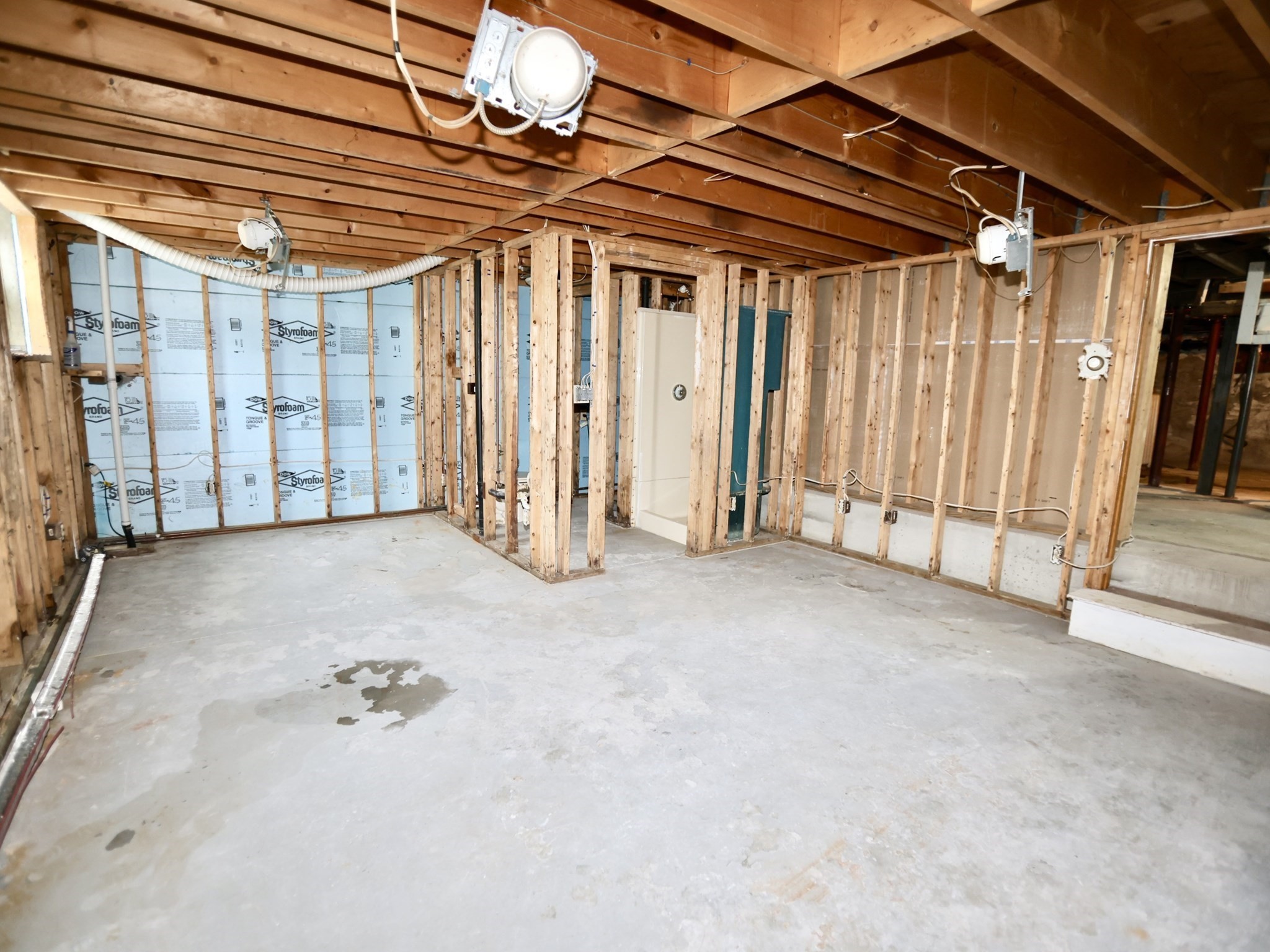 133 Whipple St Property Photo 21