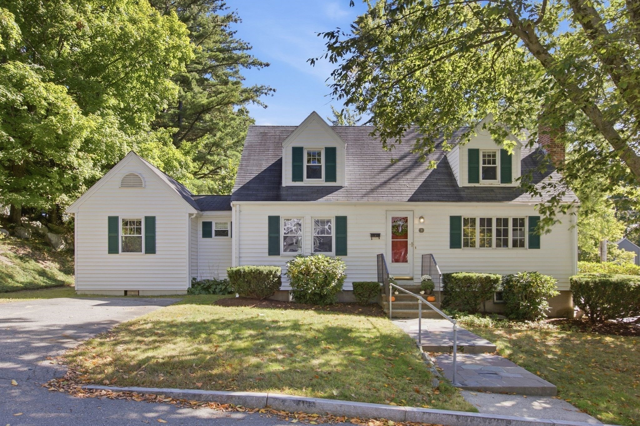 3 Palmer Hill Avenue Property Photo 2