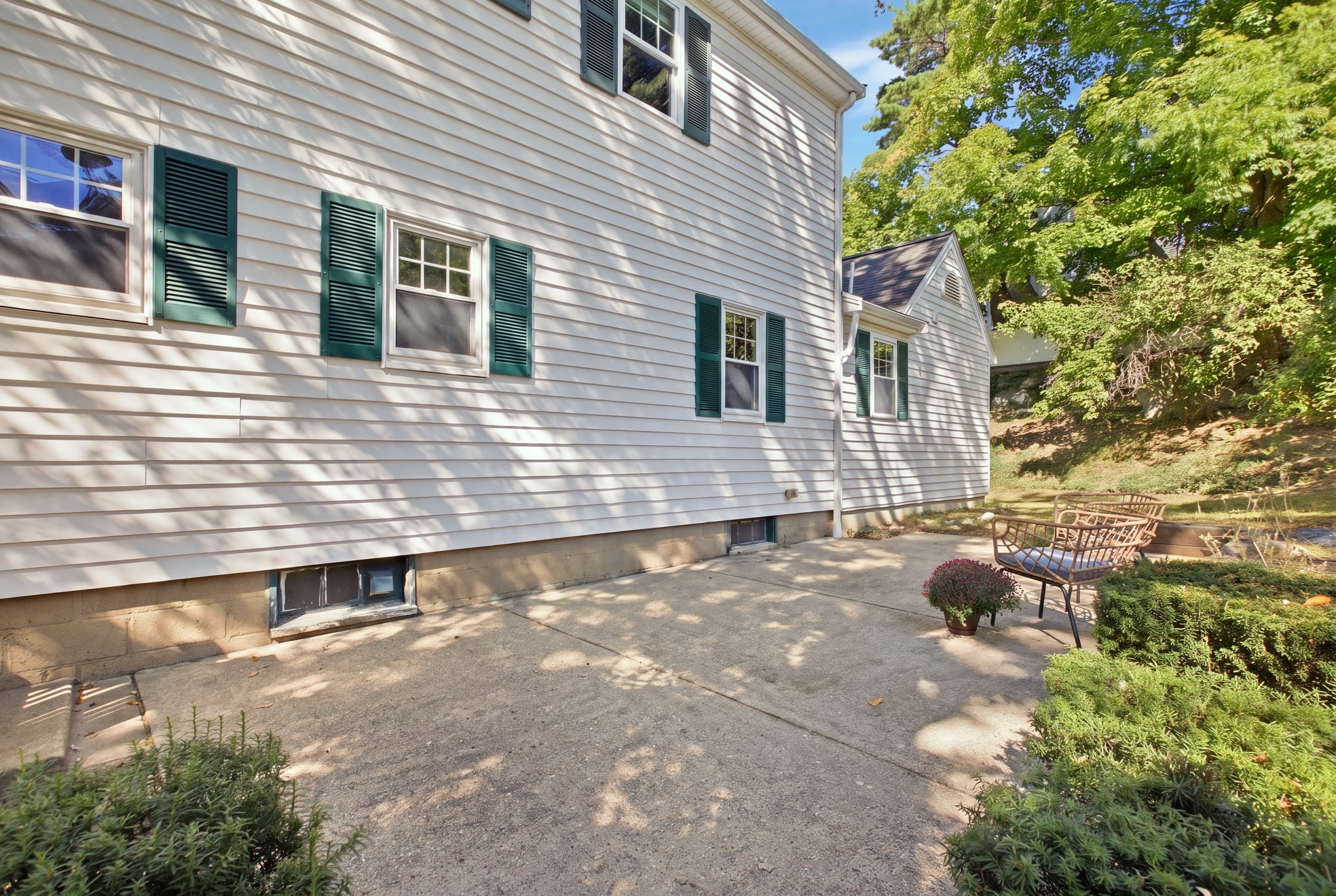 3 Palmer Hill Avenue Property Photo 35
