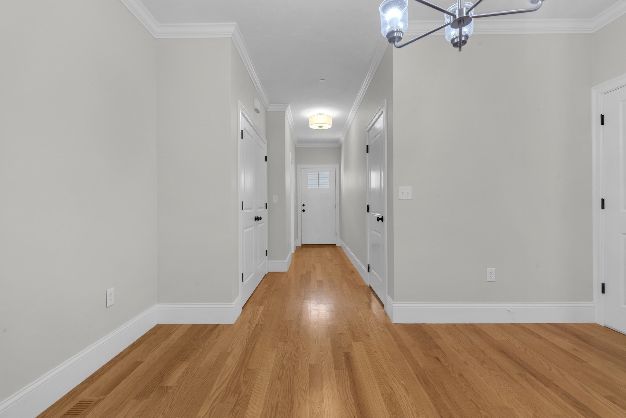 433 Neponset Street # B Property Photo 3