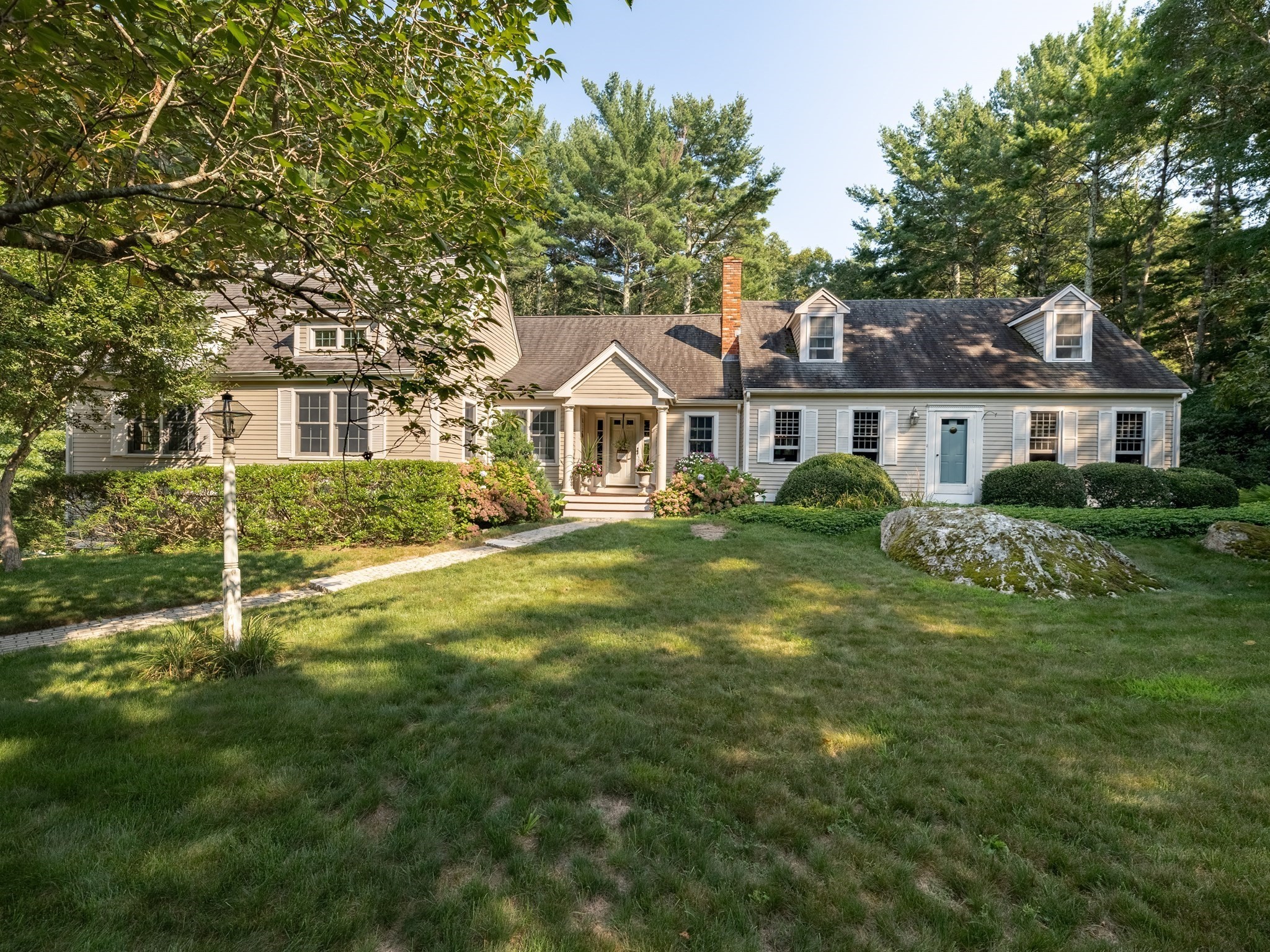 14 Copper Beech Dr Property Photo 1