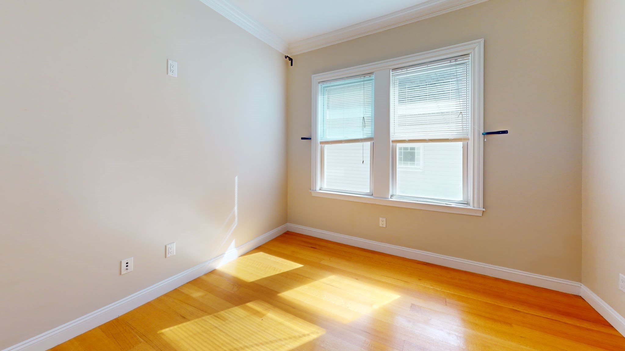 38 Berkeley St # 3 Property Photo 8