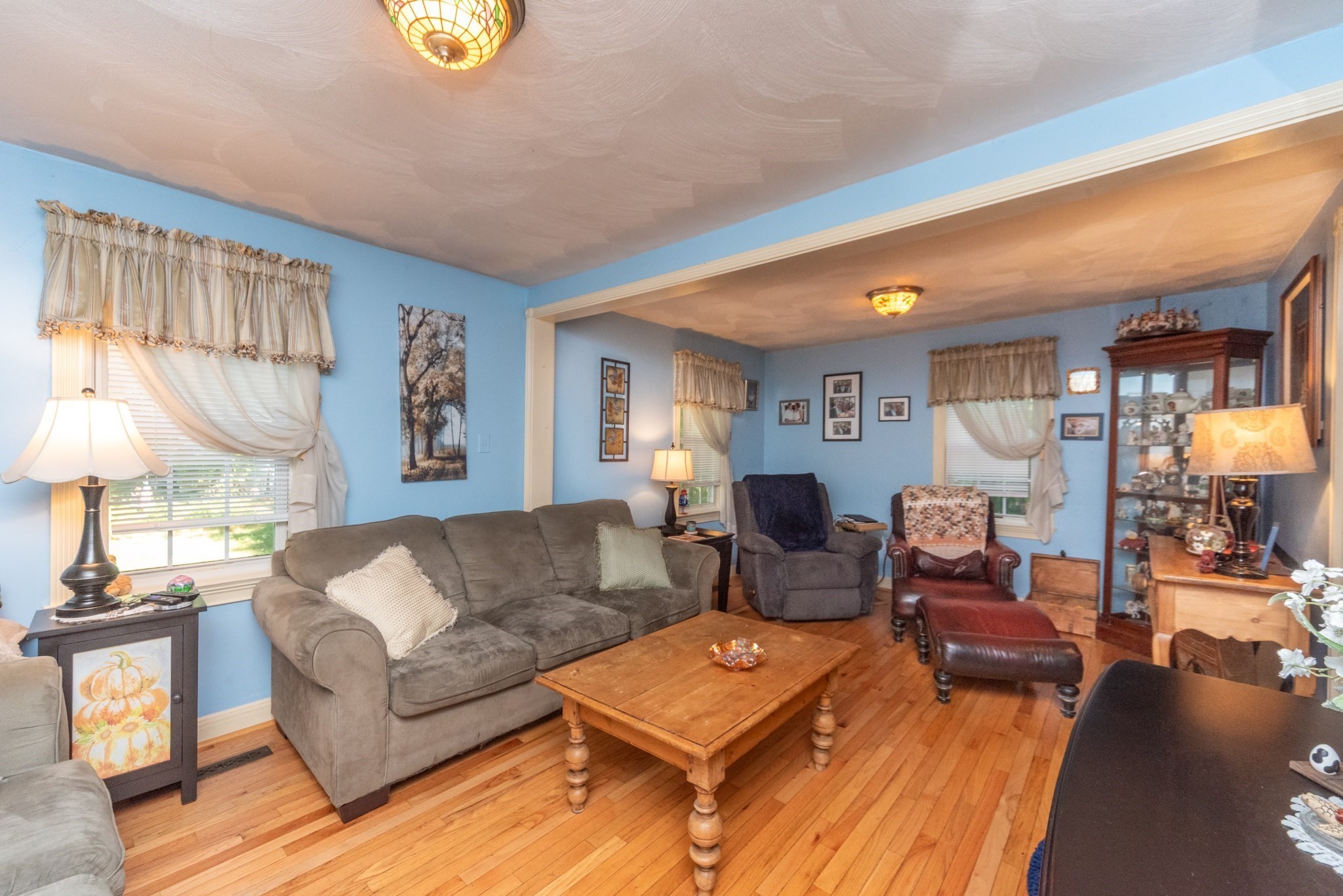 71 School St Property Photo 10