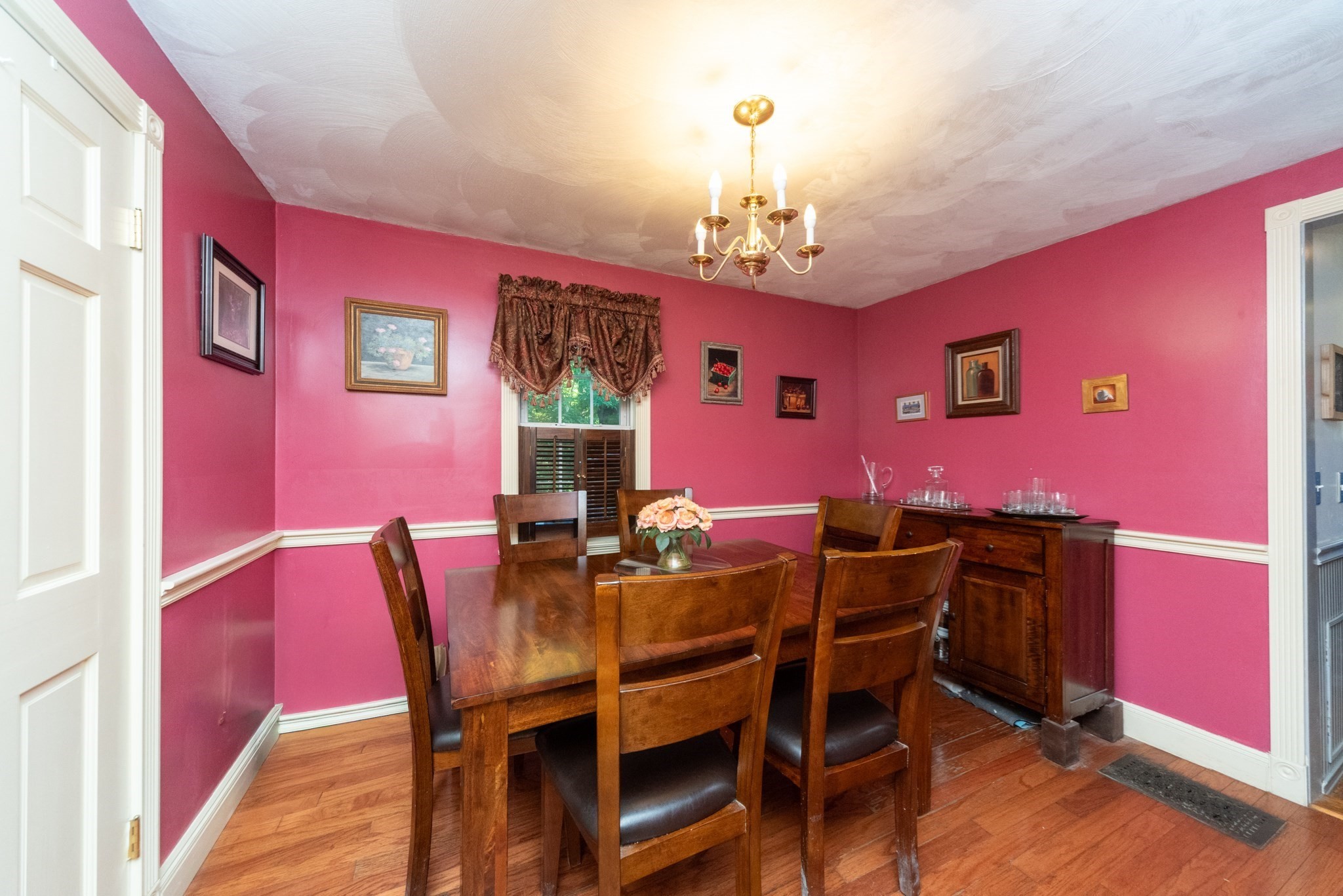 71 School St Property Photo 12