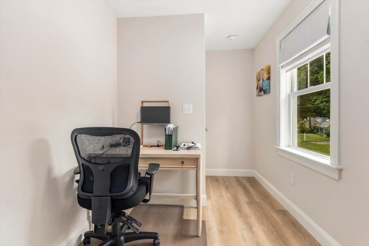 24 Whitcomb Avenue Property Photo 13
