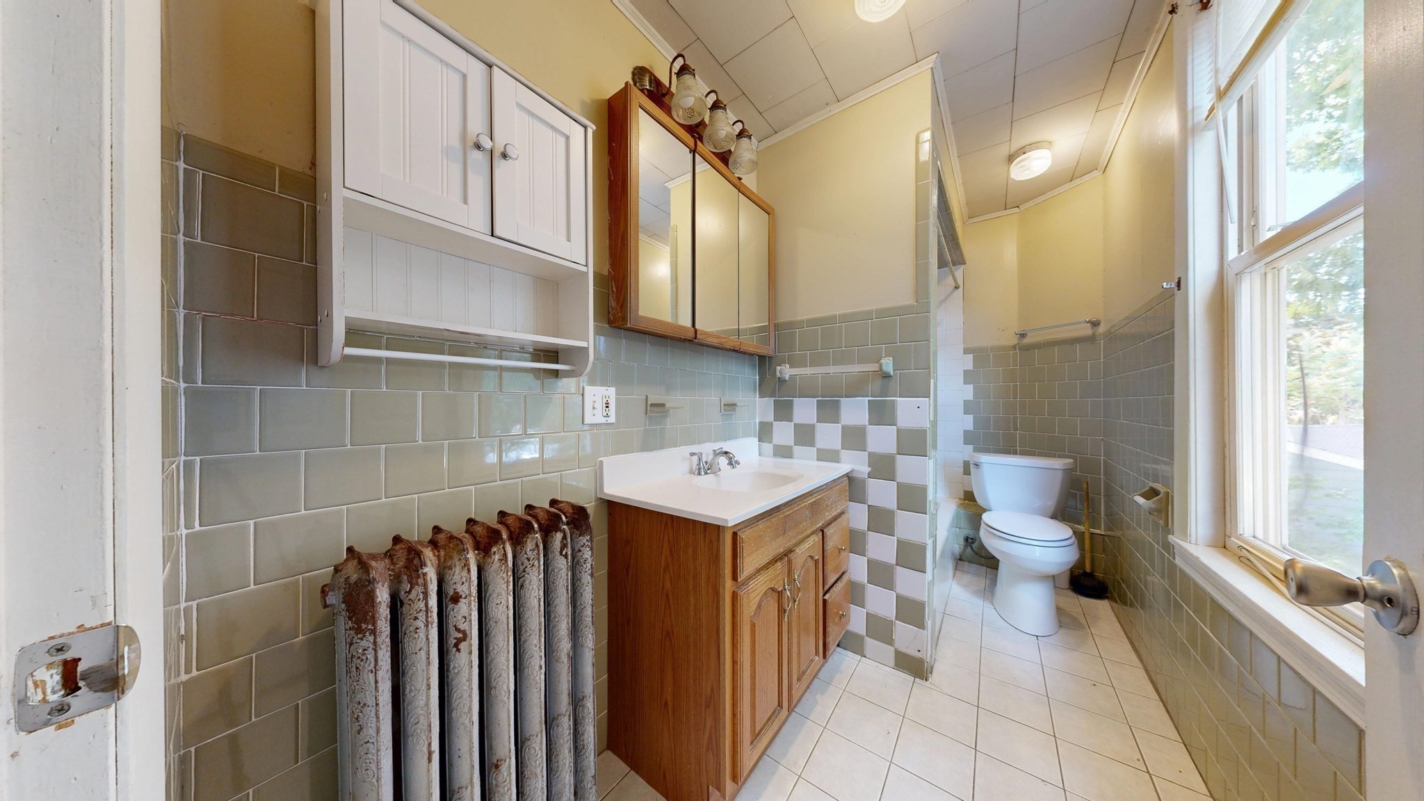 92 Dudley St Property Photo 25