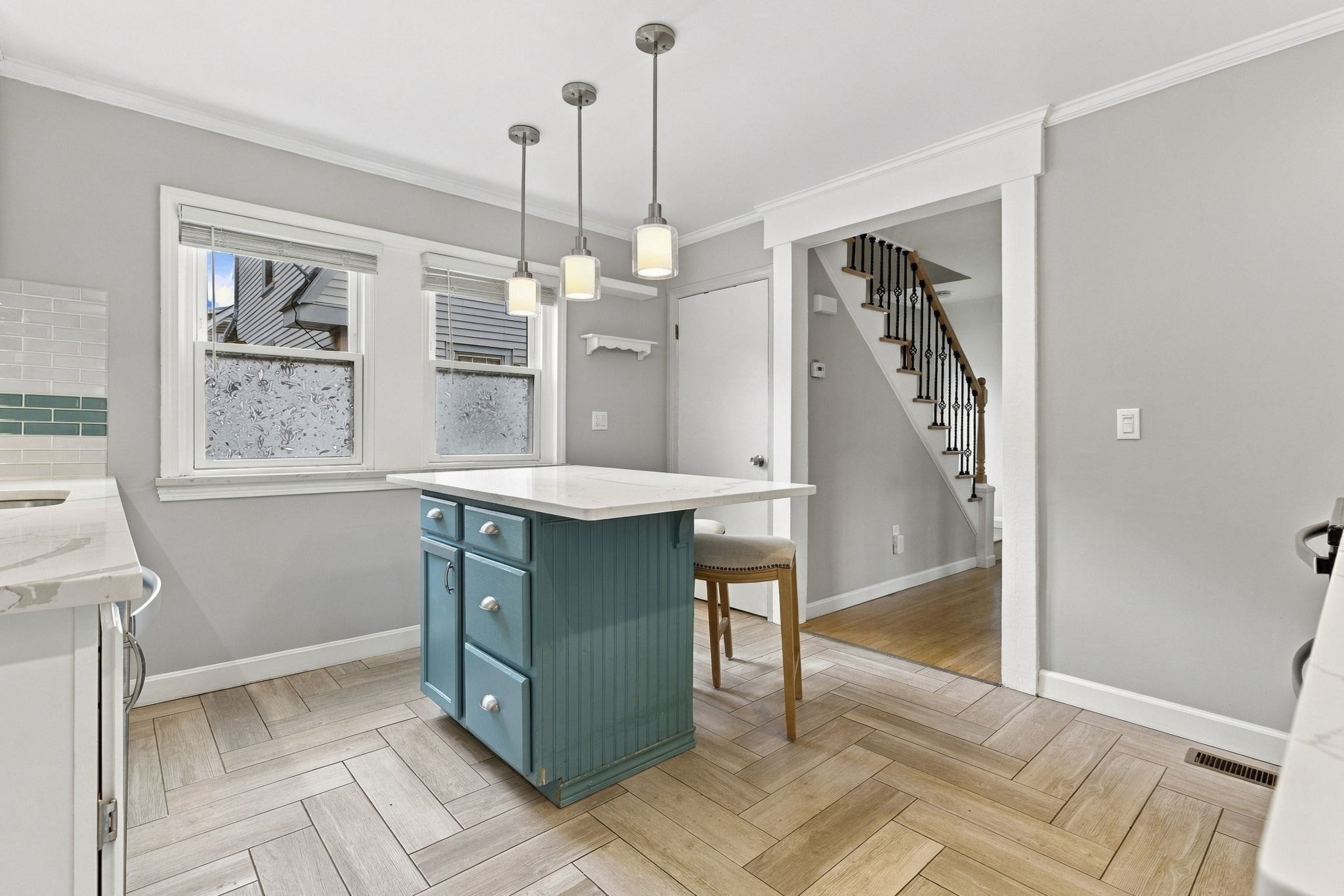 814 Lynnfield Street Property Photo 4