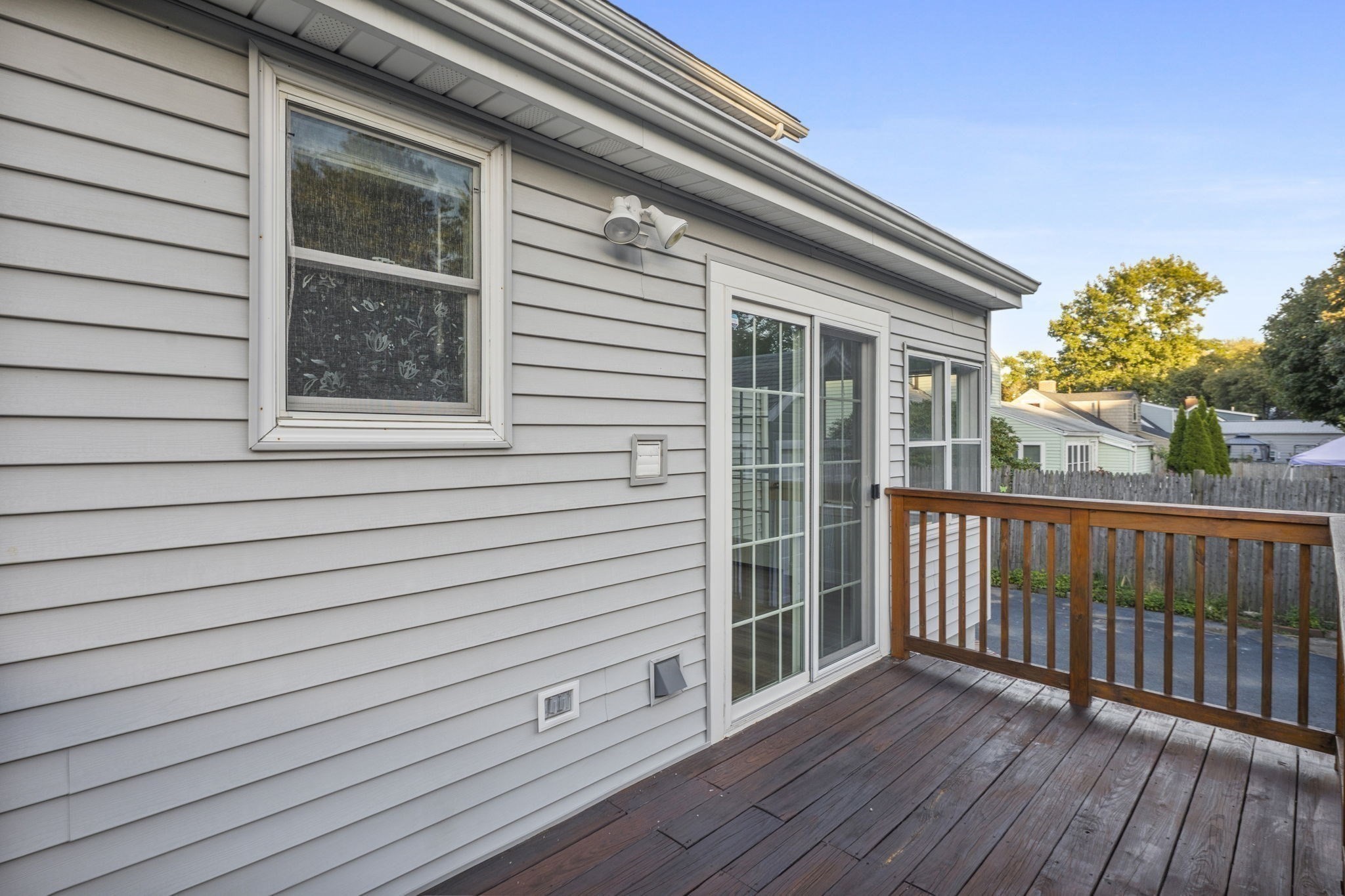 814 Lynnfield Street Property Photo 9