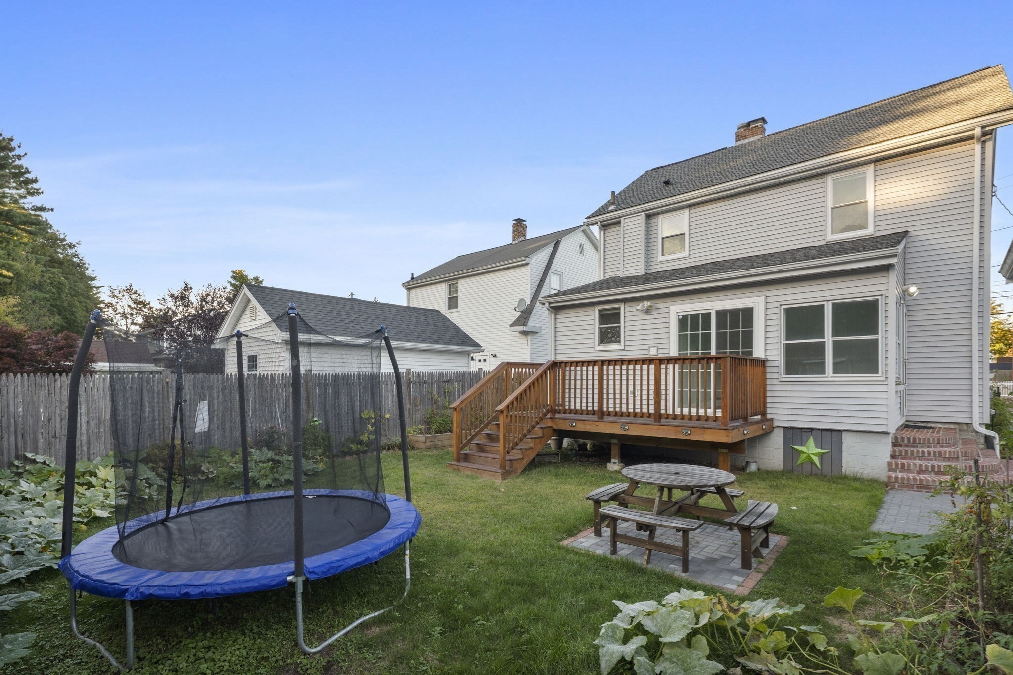 814 Lynnfield Street Property Photo 29