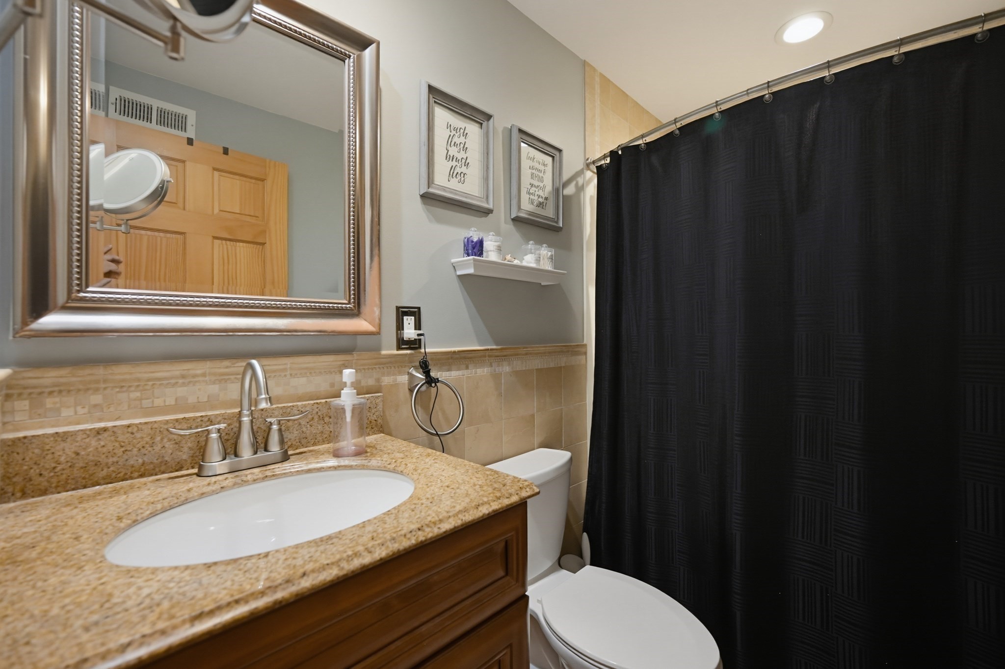 5455 N Main St # 6f Property Photo 12