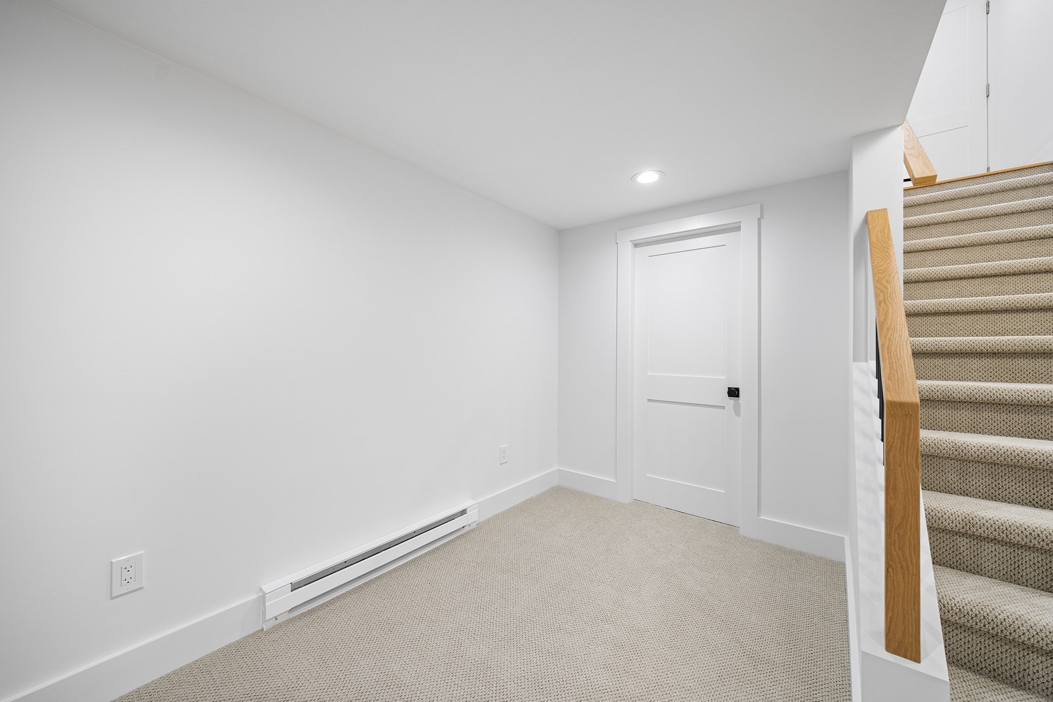 192 Westboro Rd Property Photo 26