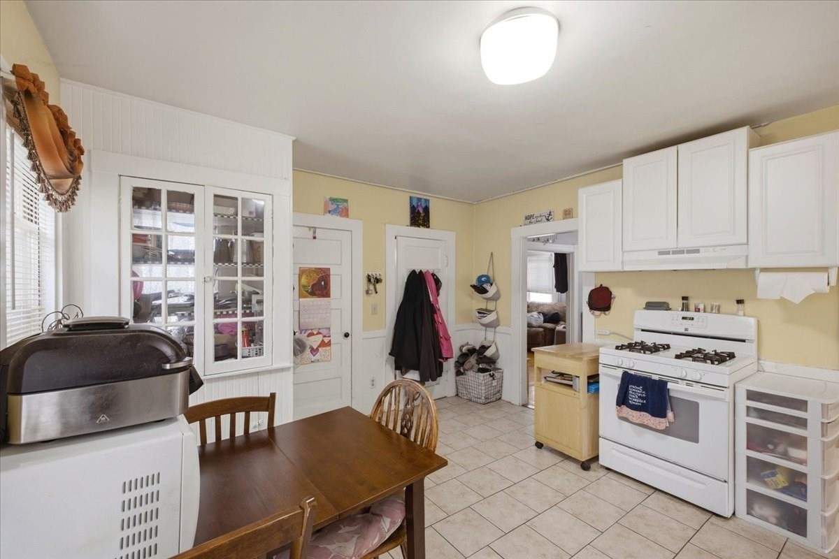 40-40 1/2 Savin Avenue Property Photo 7