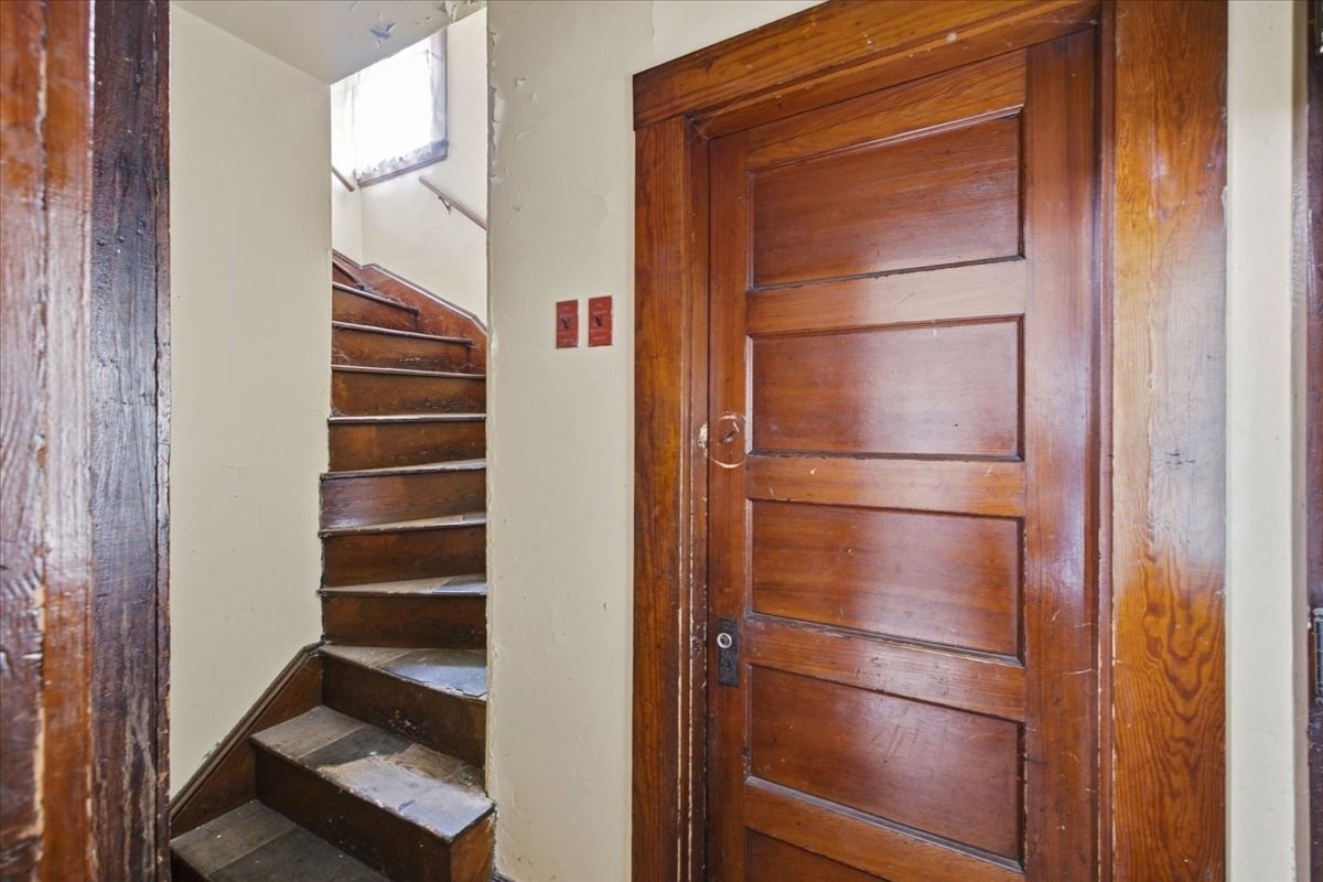 40-40 1/2 Savin Avenue Property Photo 12