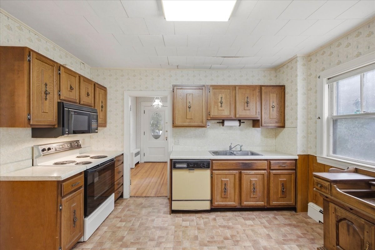 40-40 1/2 Savin Avenue Property Photo 22