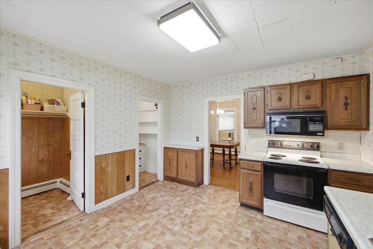 40-40 1/2 Savin Avenue Property Photo 23