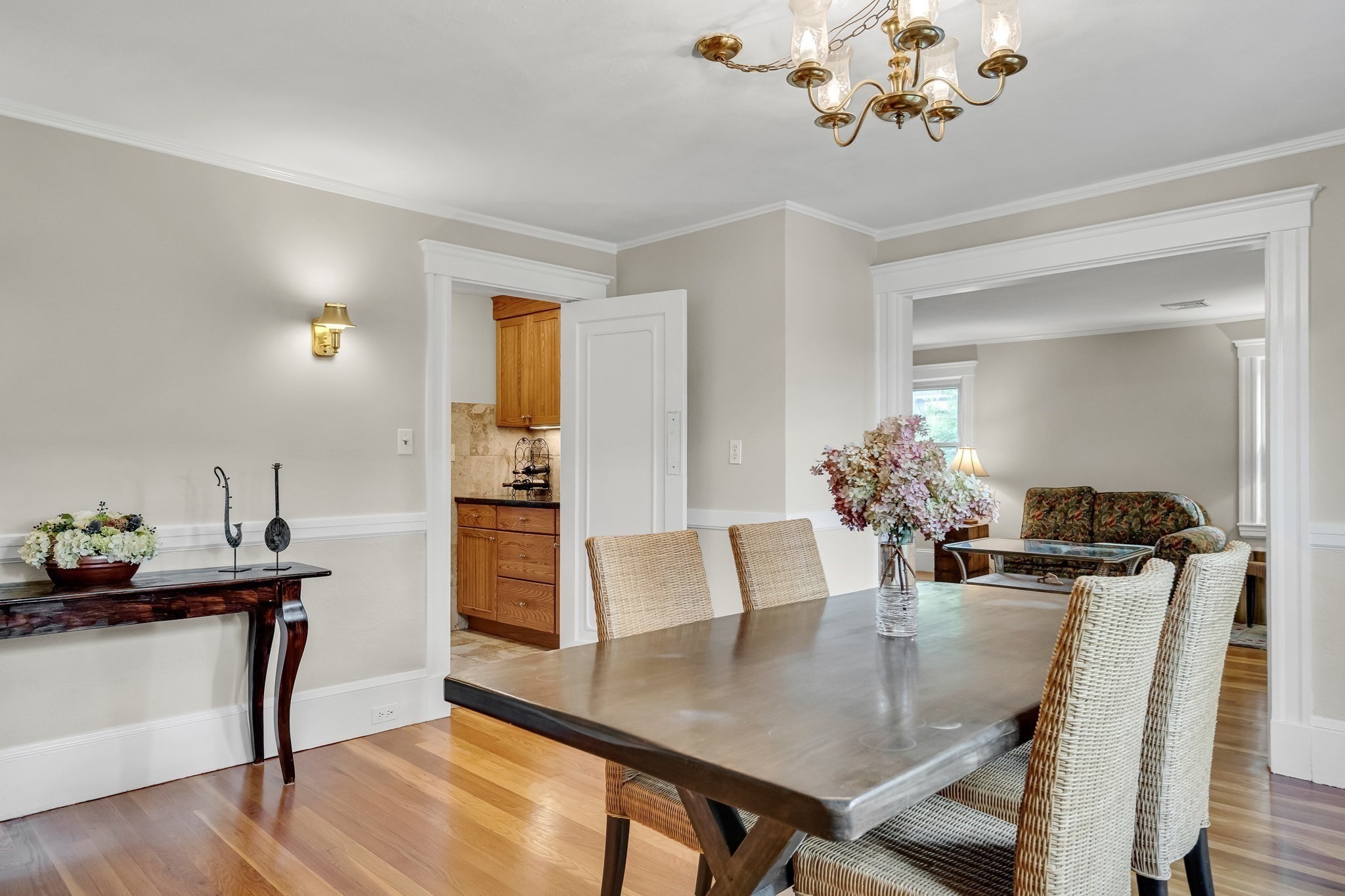 30 Oakley Rd # 2 Property Photo 8