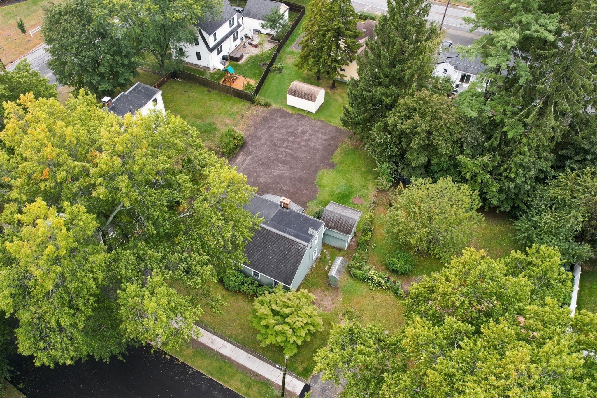3 Norman Ave Property Photo 35