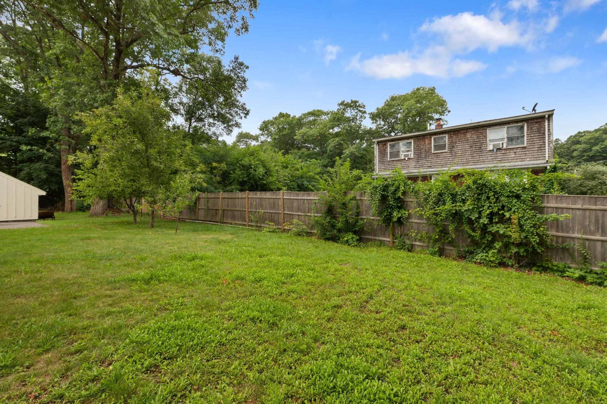 105 Patterson St Property Photo 24