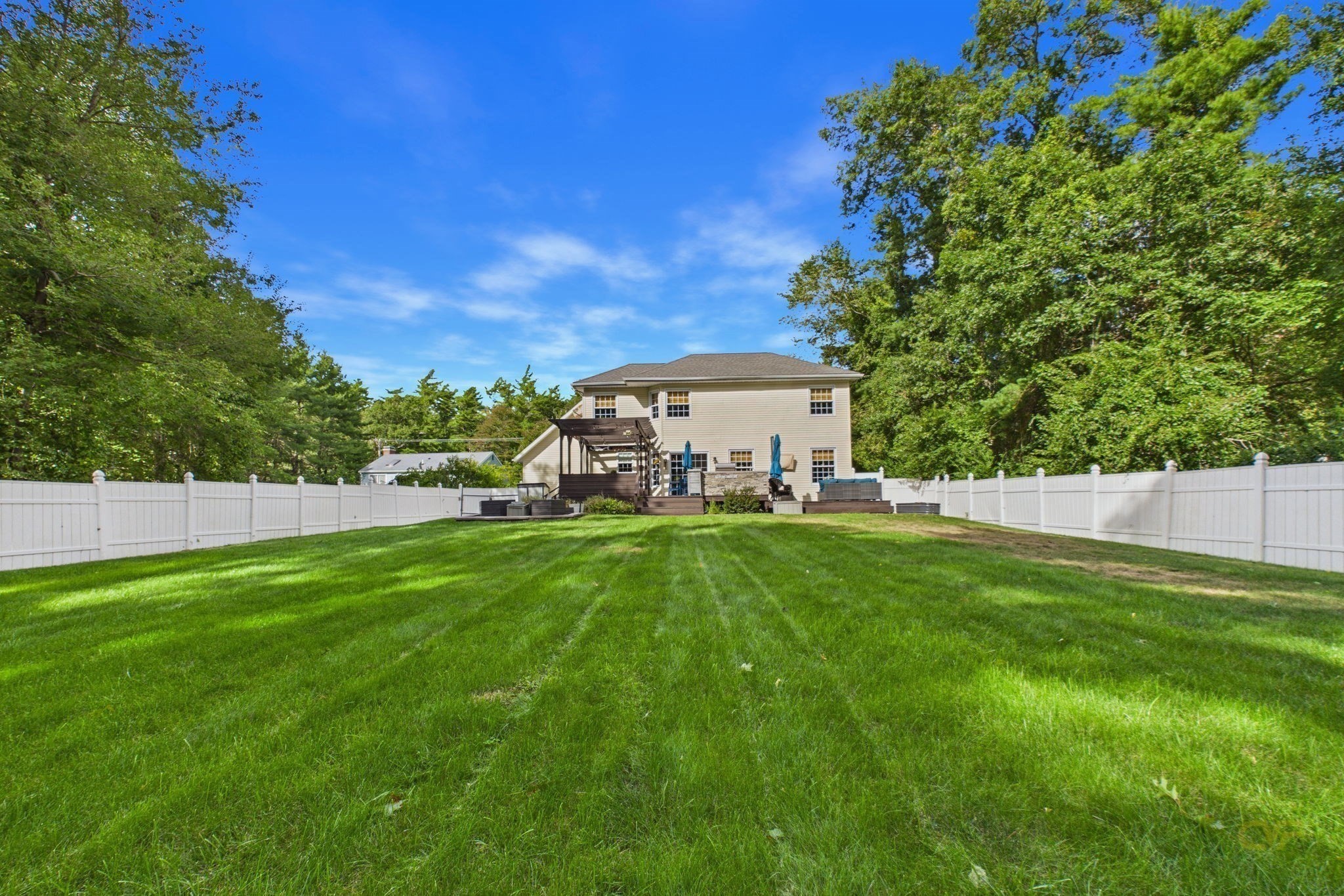 110 Fearing Hill Rd Property Photo 39