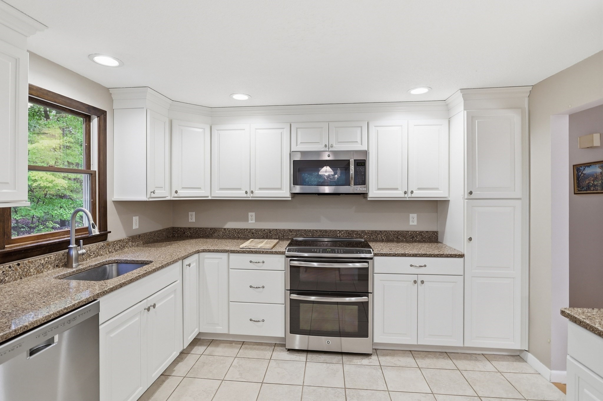 10 Beaver Brook Road Property Photo 14