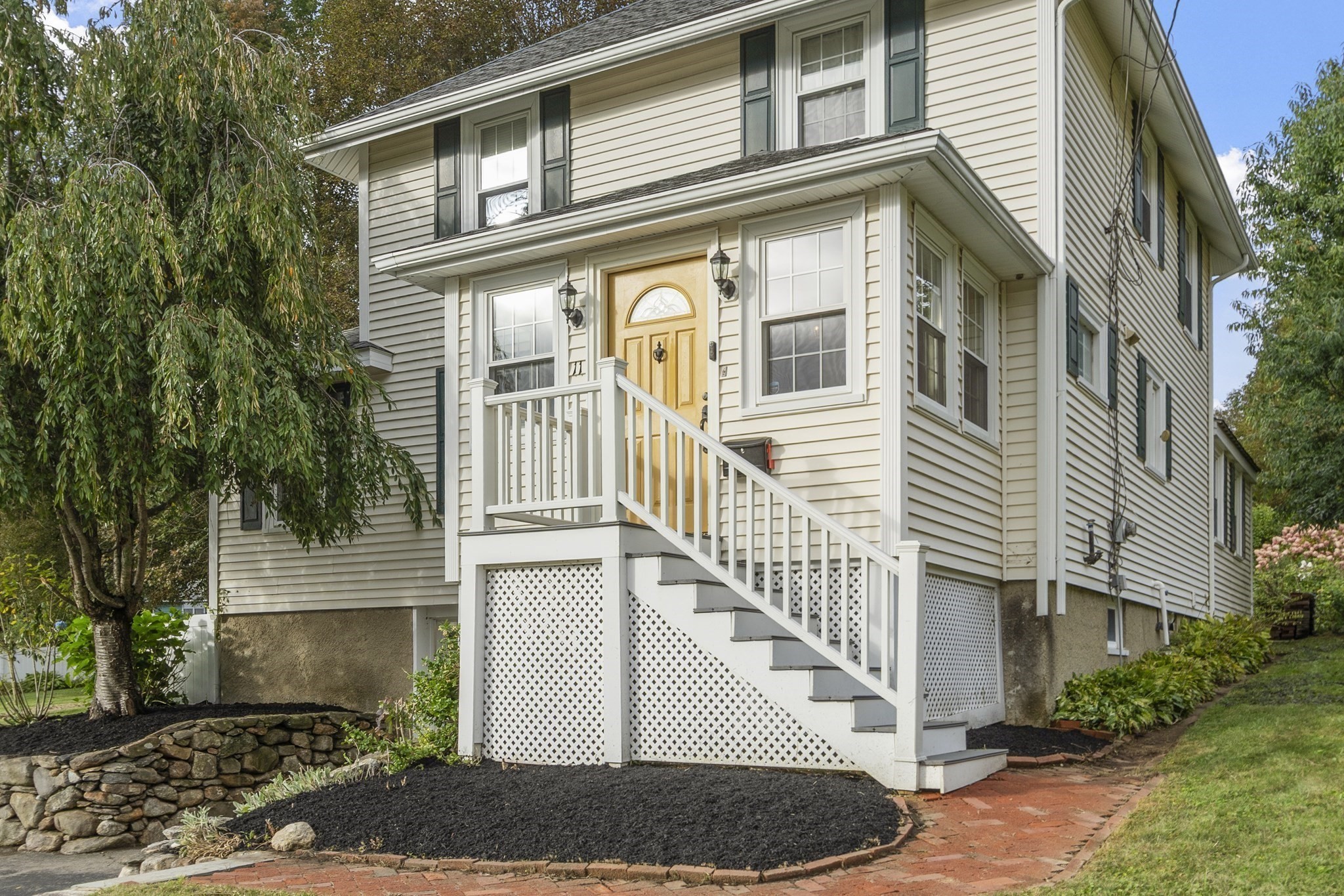 11 Mayfield Road Property Photo 2