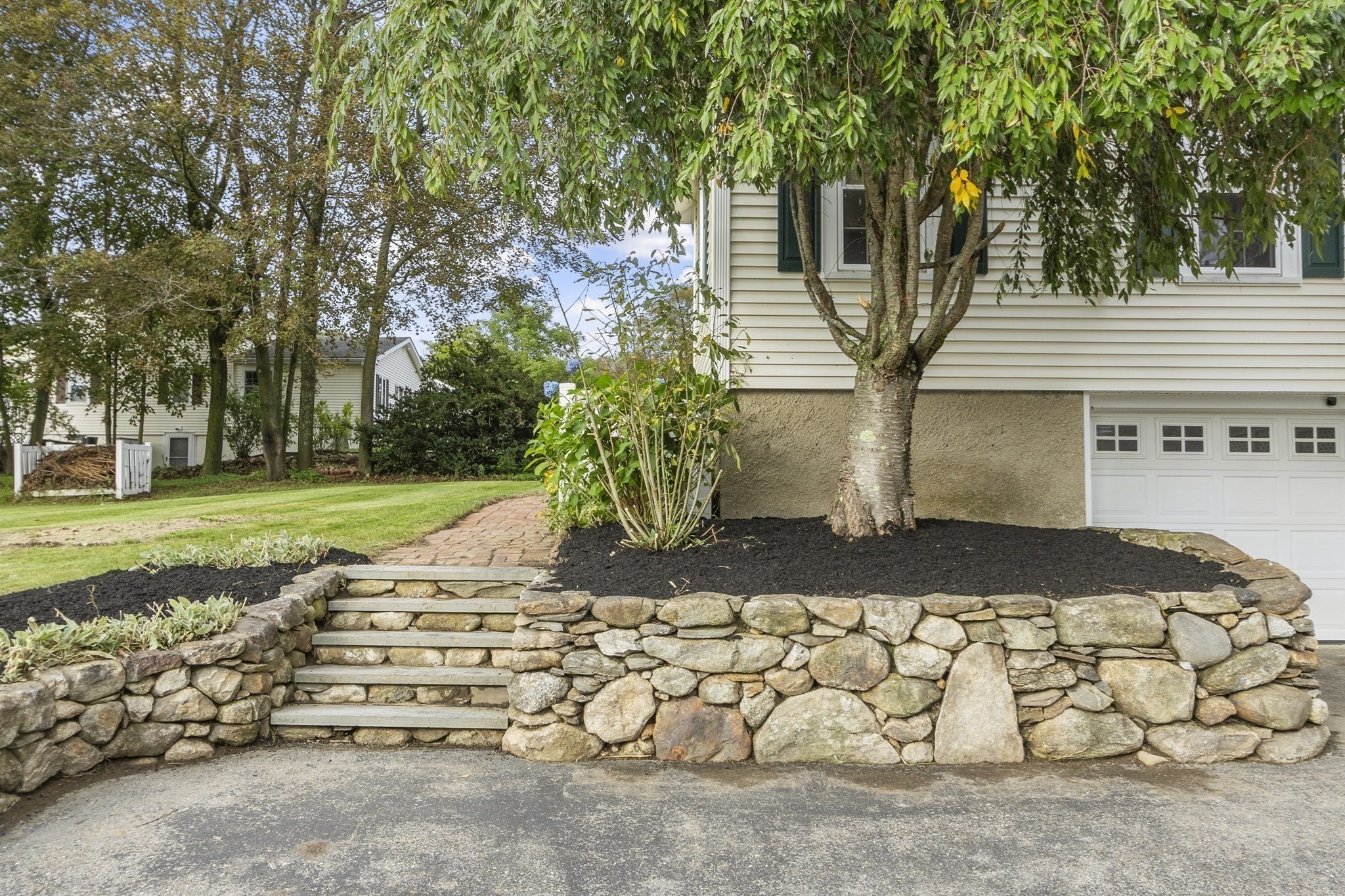 11 Mayfield Road Property Photo 4