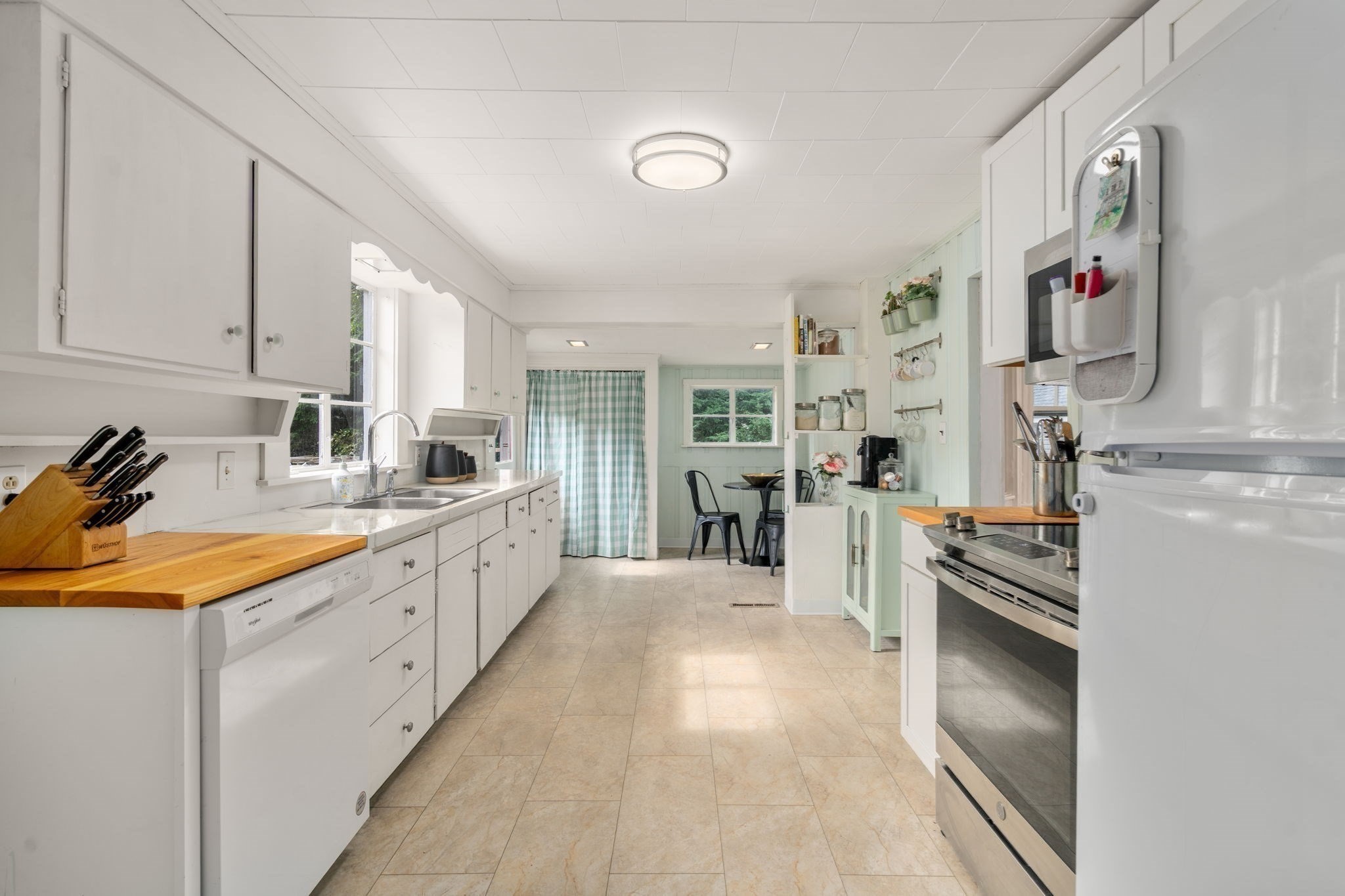19 New Hampshire Avenue Property Photo 10