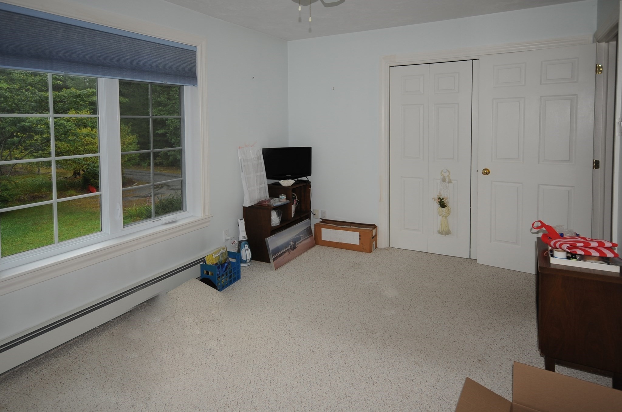 868 Main St Property Photo 9