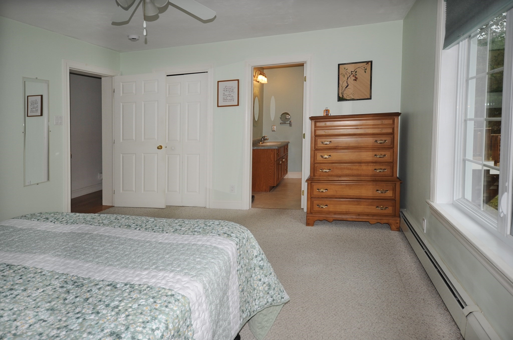 868 Main St Property Photo 13