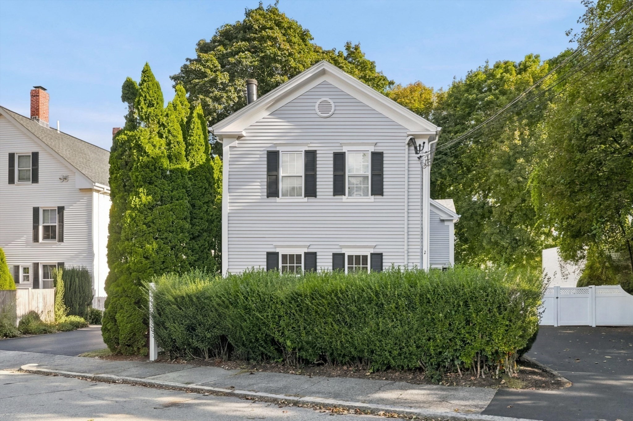 2 Greenleaf St # 3 Property Photo 3