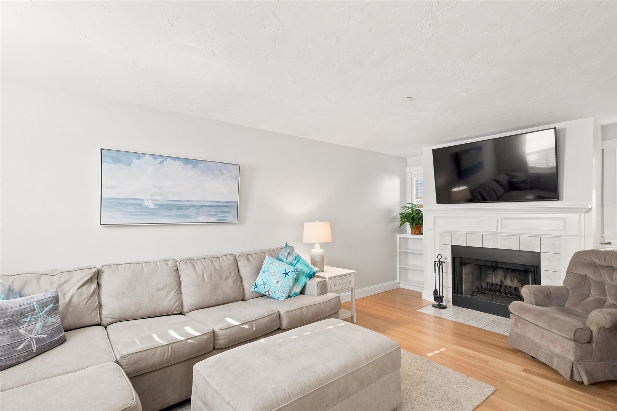 2 Greenleaf St # 3 Property Photo 7