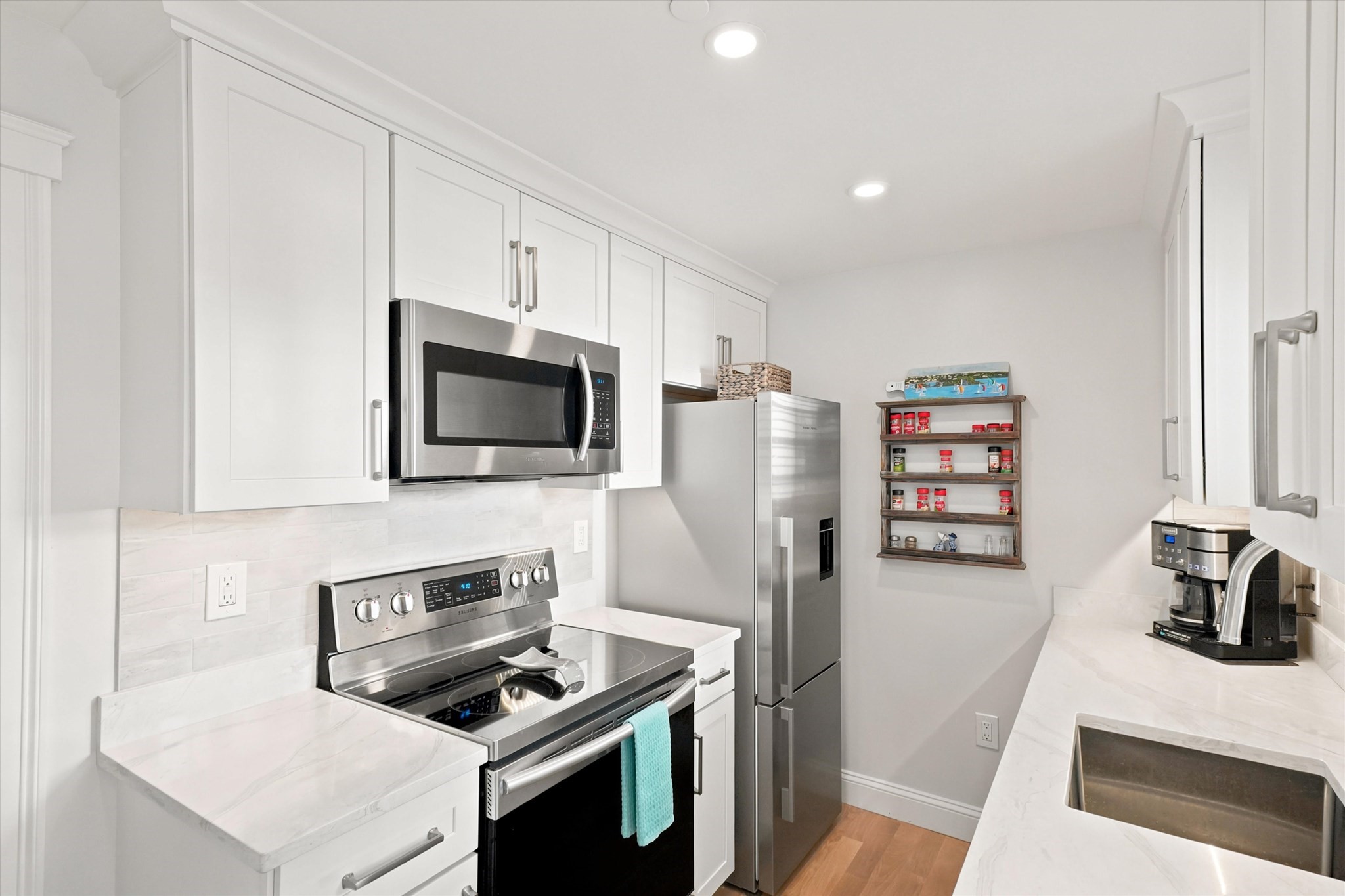 2 Greenleaf St # 3 Property Photo 15