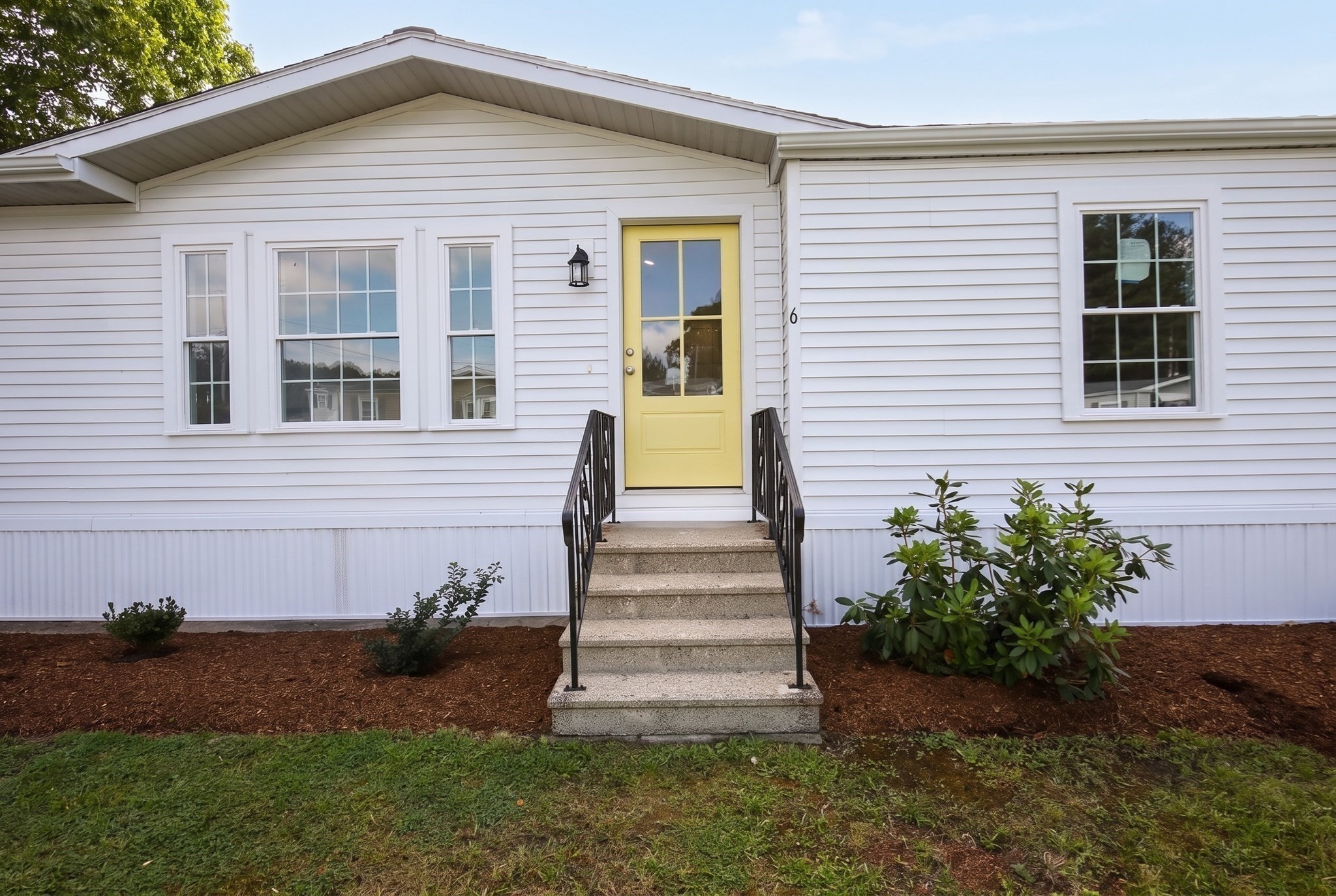 6 Emerald Pl Property Photo 3