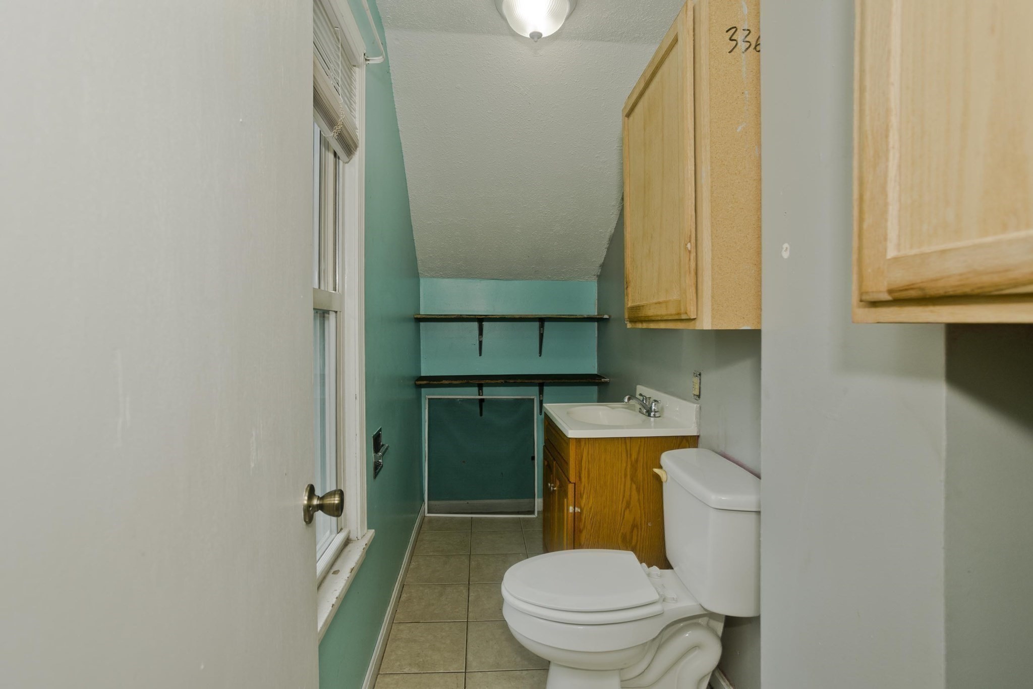 1439 Worcester St Property Photo 19
