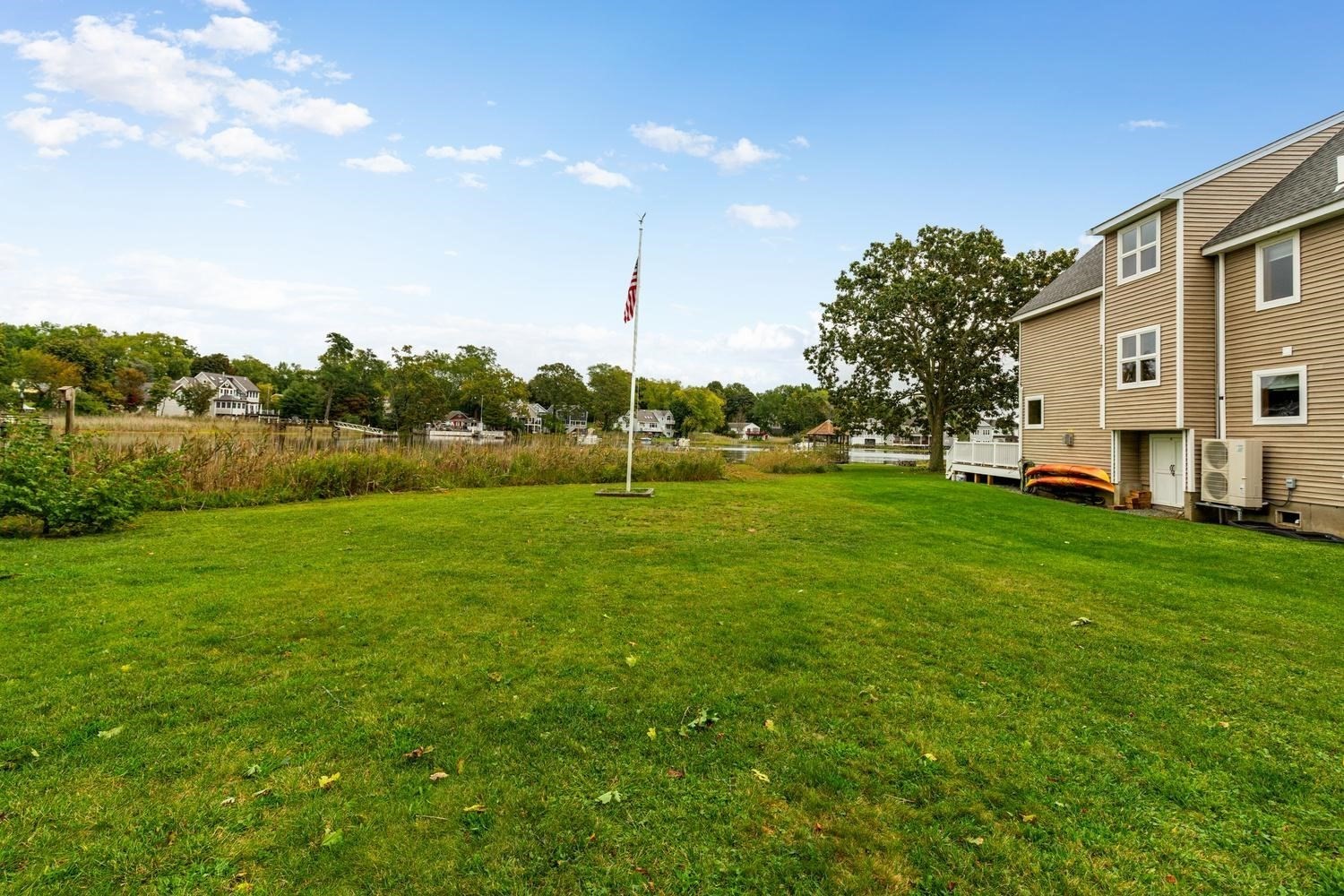 4 Tibbetts Ave Property Photo 10