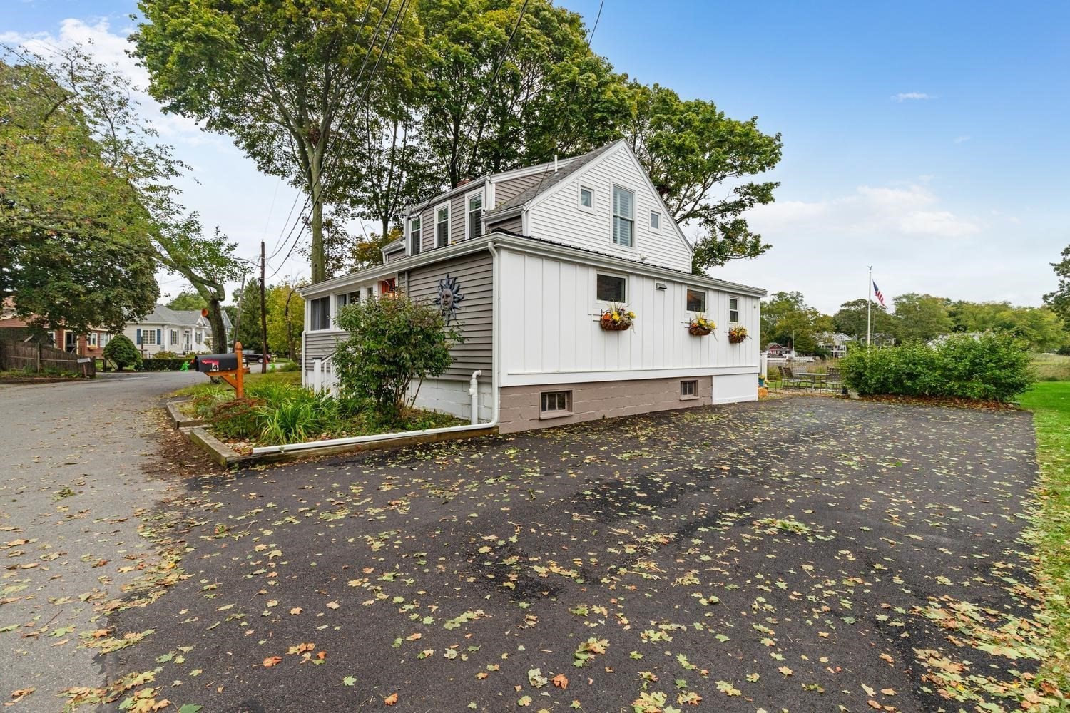 4 Tibbetts Ave Property Photo 30