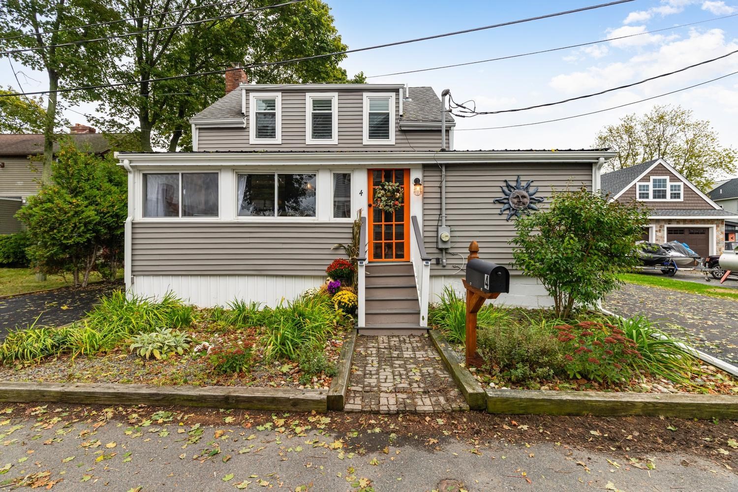 4 Tibbetts Ave Property Photo 34