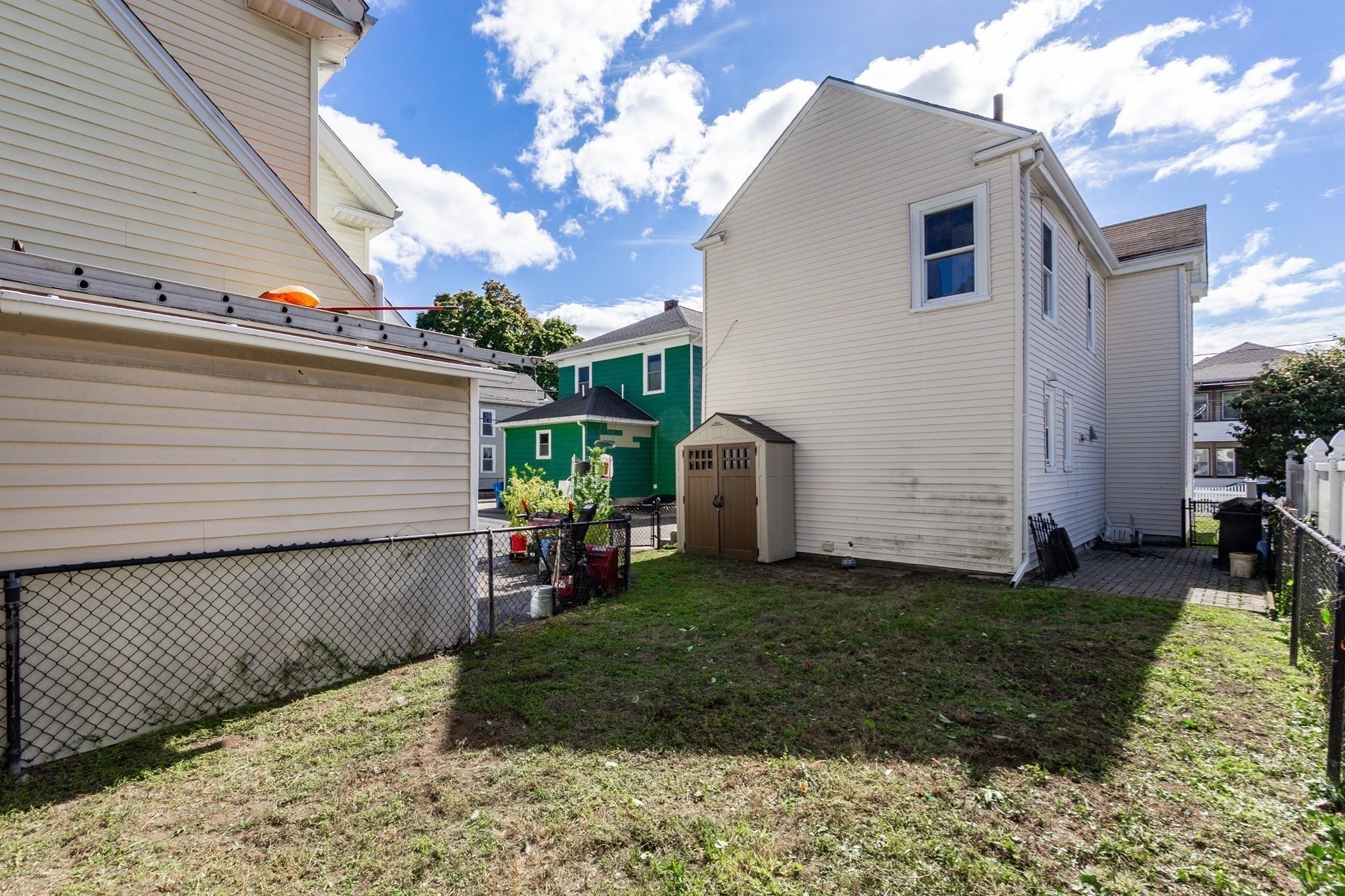 31 Central Street Property Photo 7