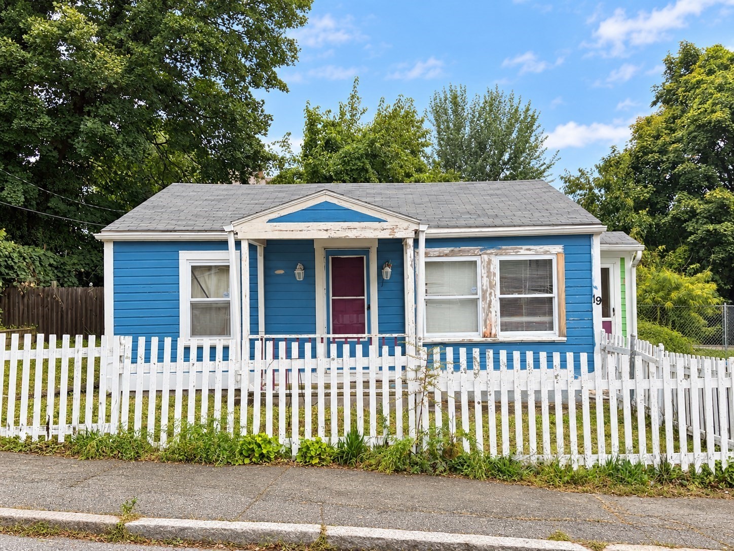 19 Lafrance Ct Property Photo 1