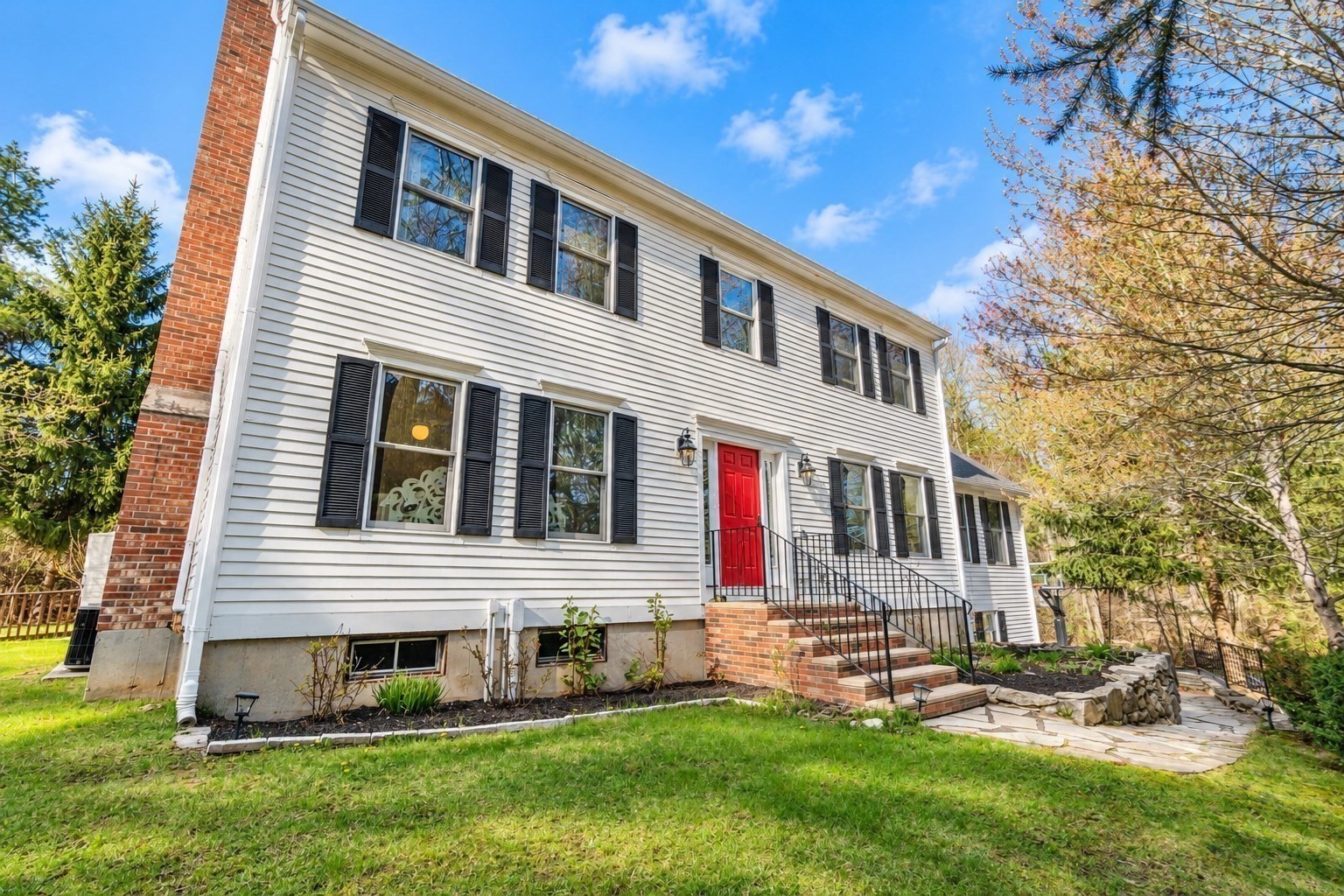 48 Fitchburg Street Property Photo 1