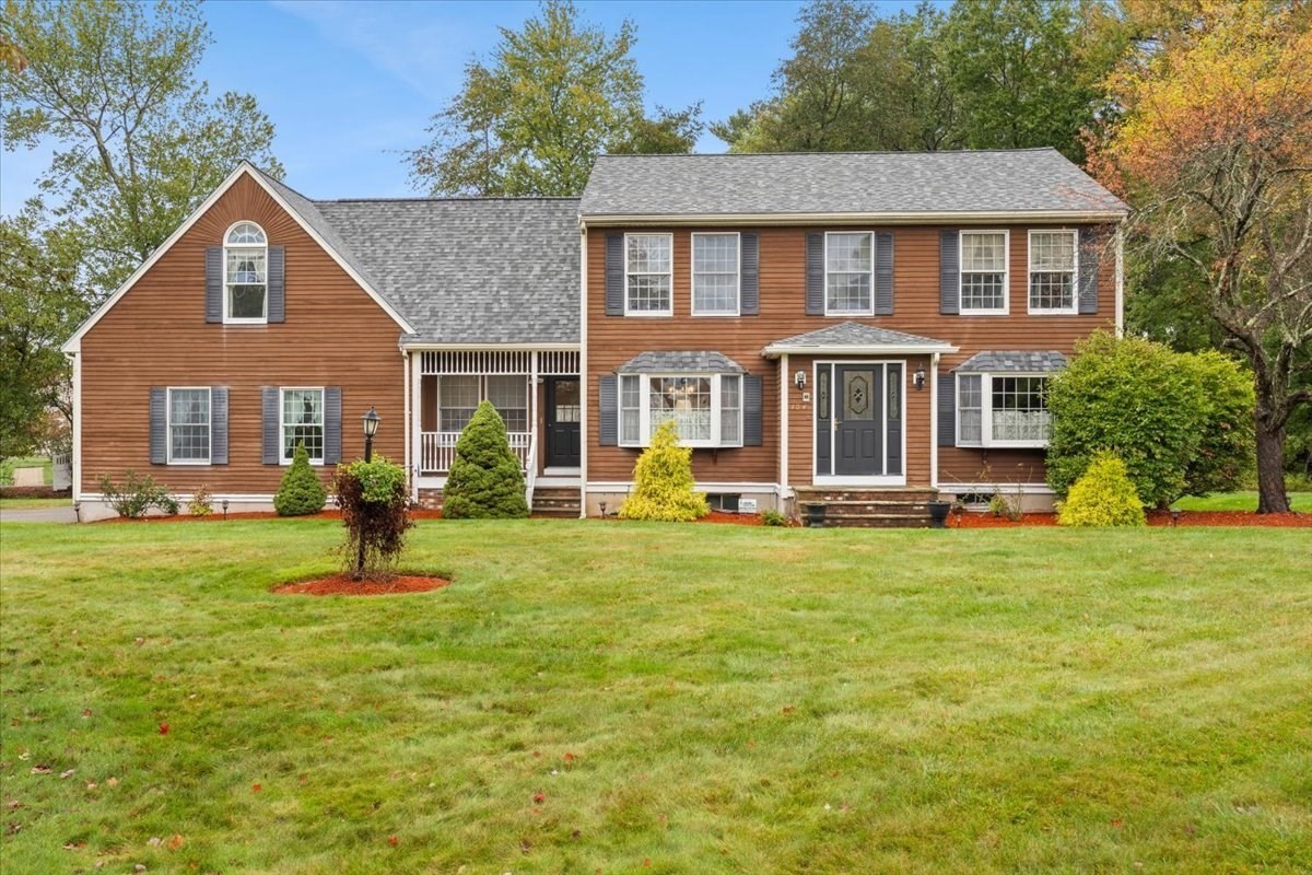 104 Leonard Farm Rd Property Photo 1