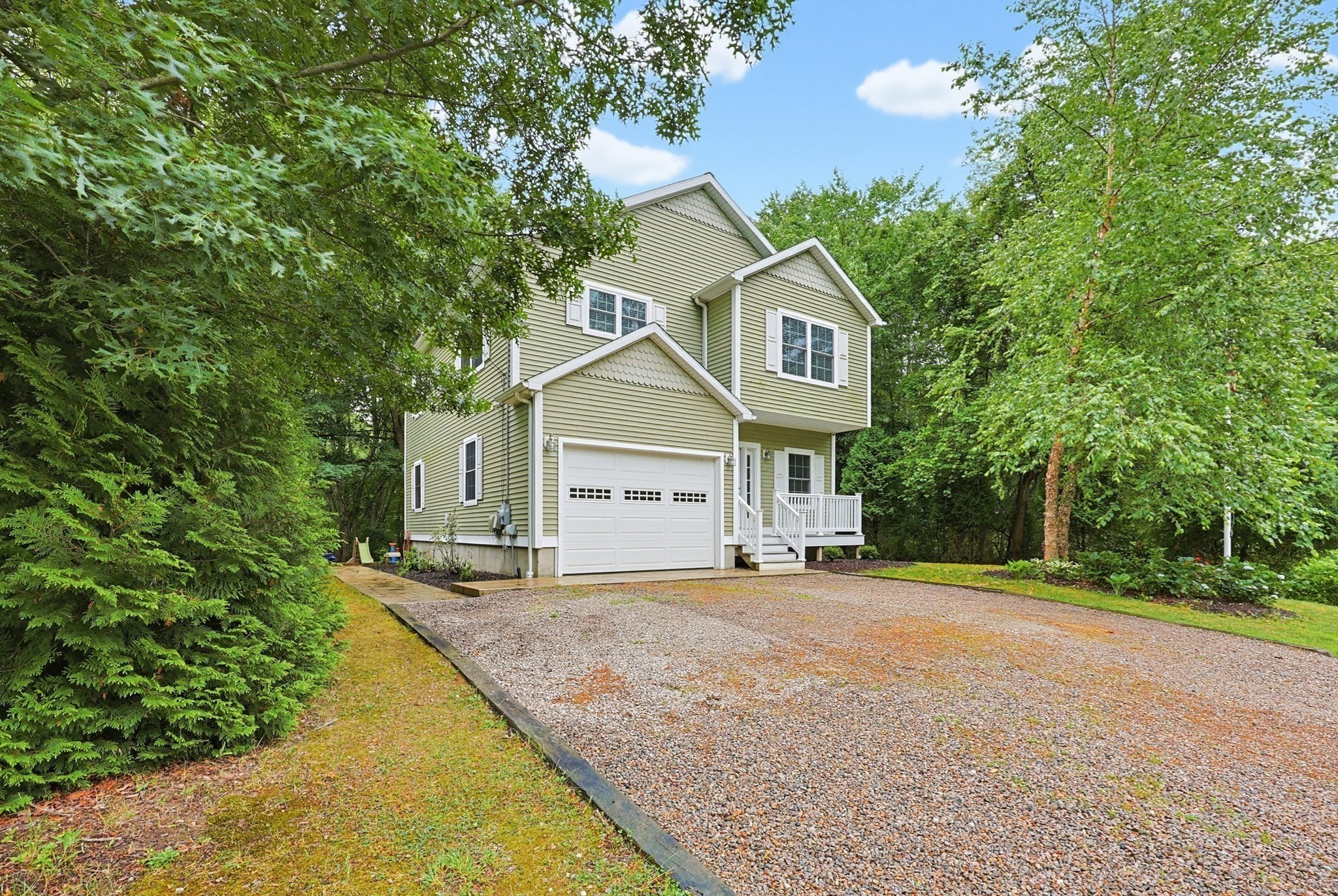 109 Bear Hill Rd Property Photo 2