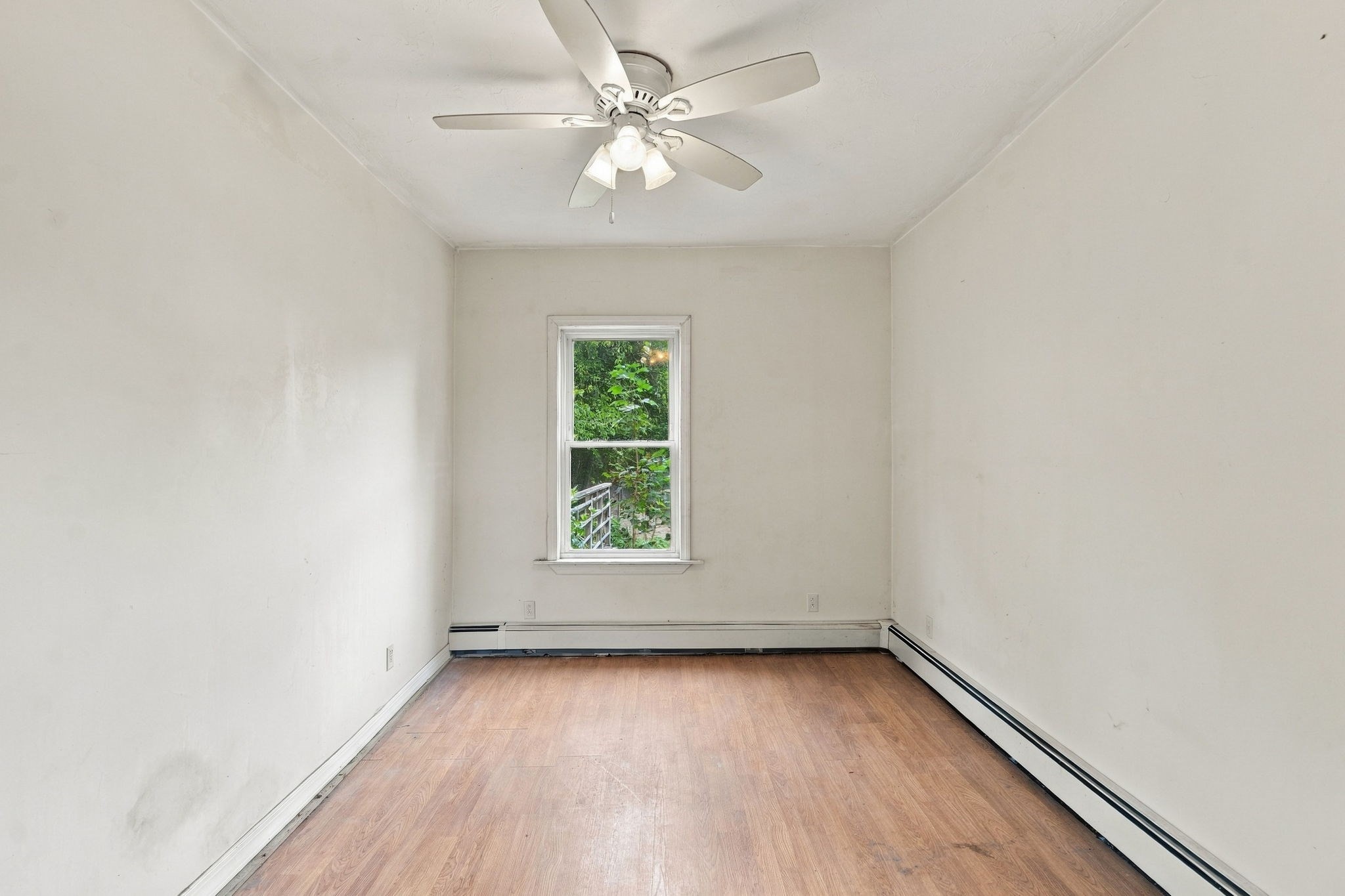 56 Summit St Property Photo 2
