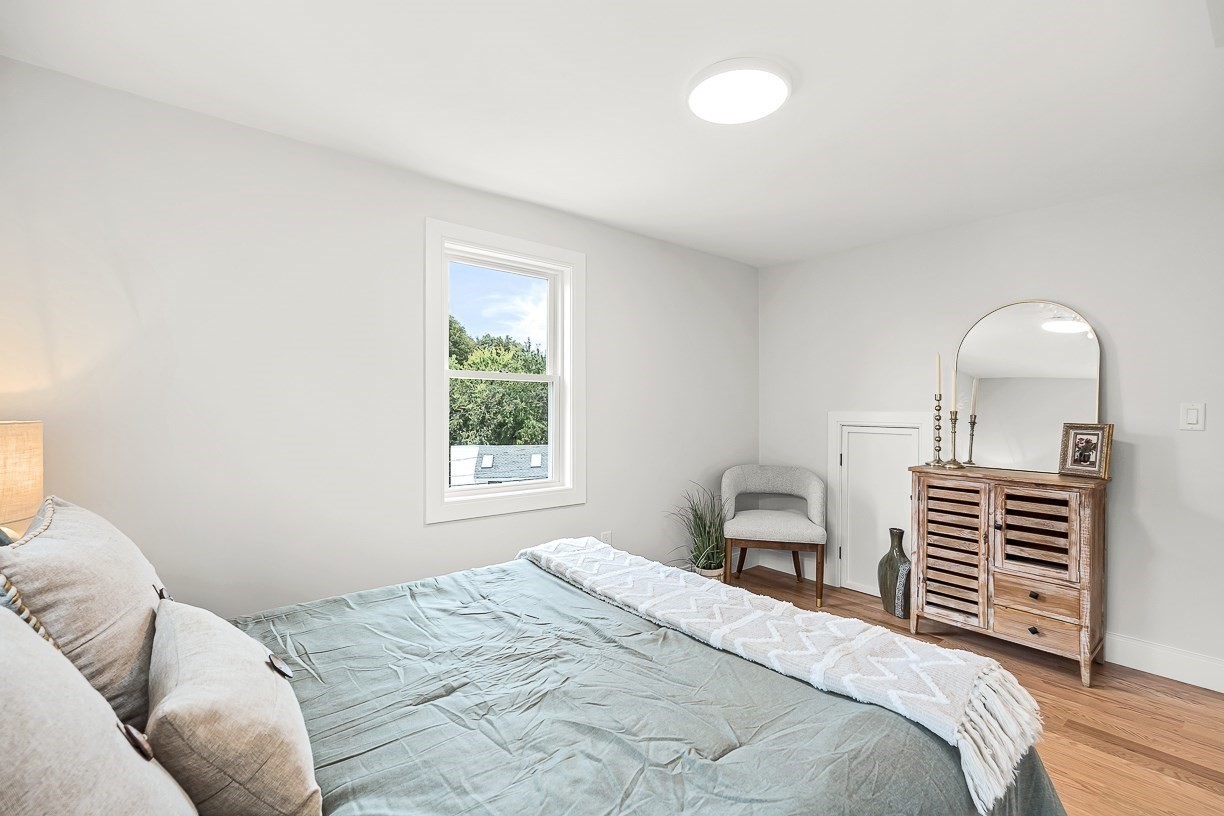 11 Hovey St Property Photo 12
