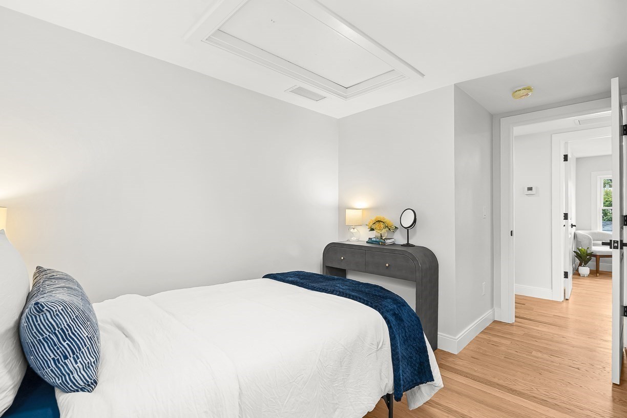 11 Hovey St Property Photo 14