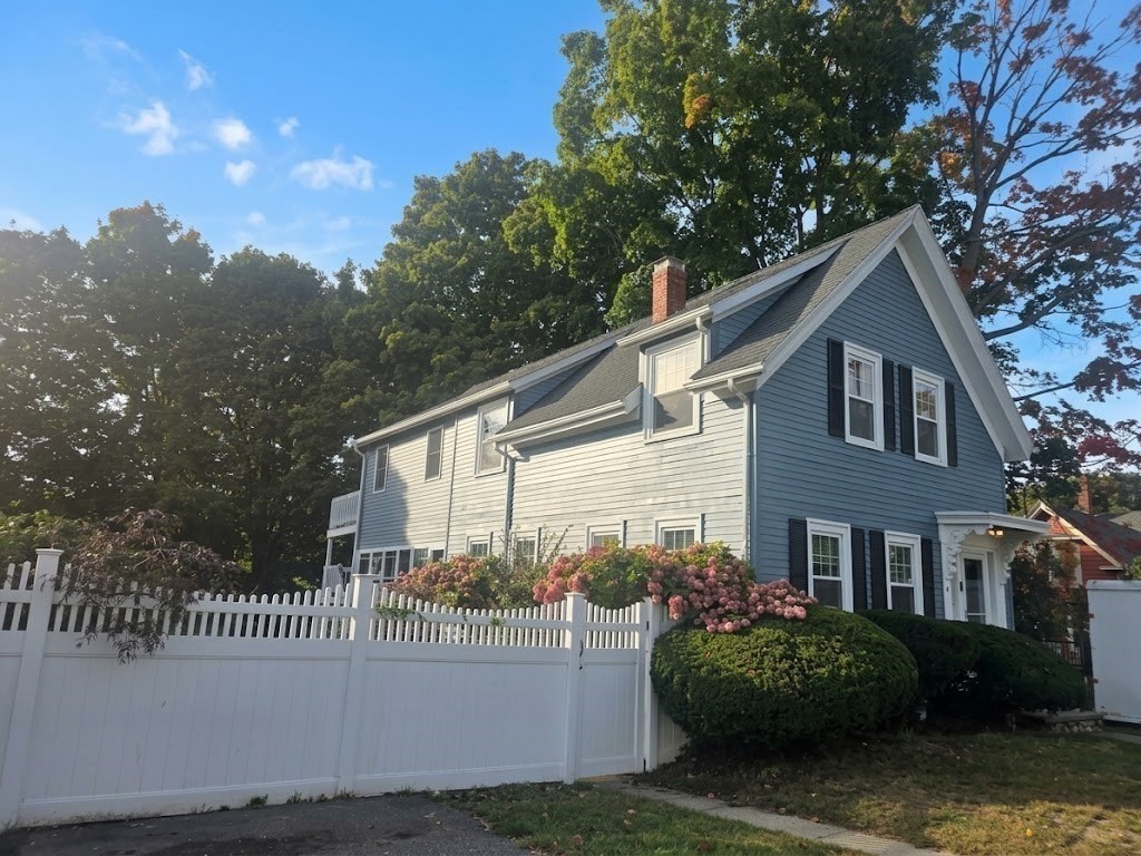 8 Washington Street Property Photo 1