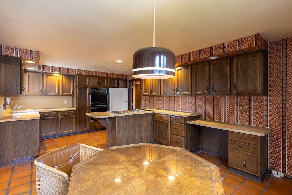 15 Casey Property Photo 9