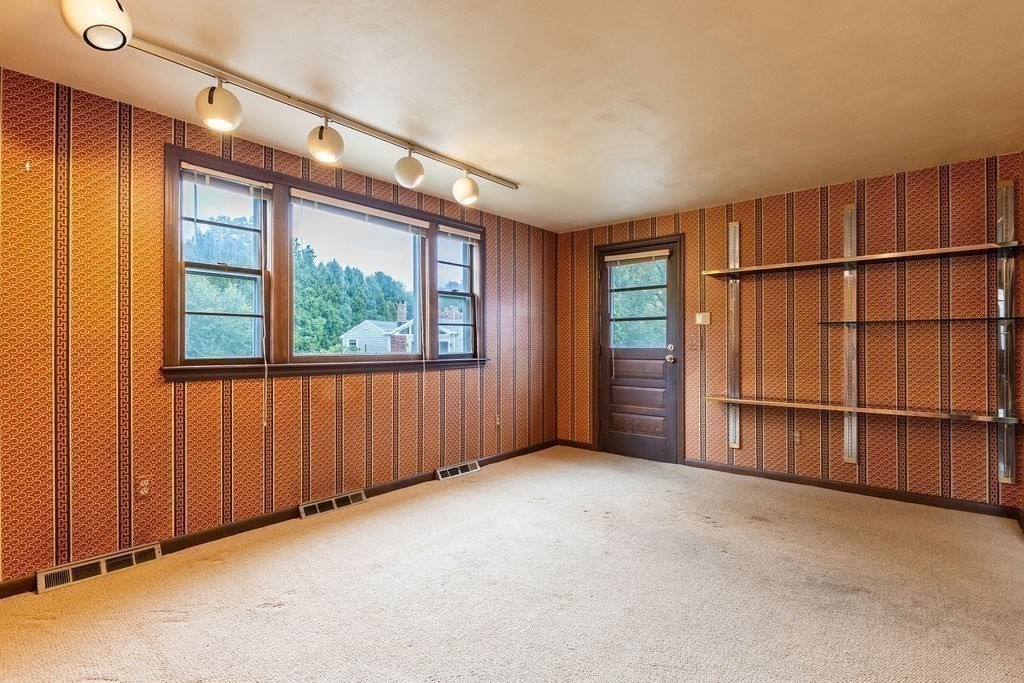 15 Casey Property Photo 17