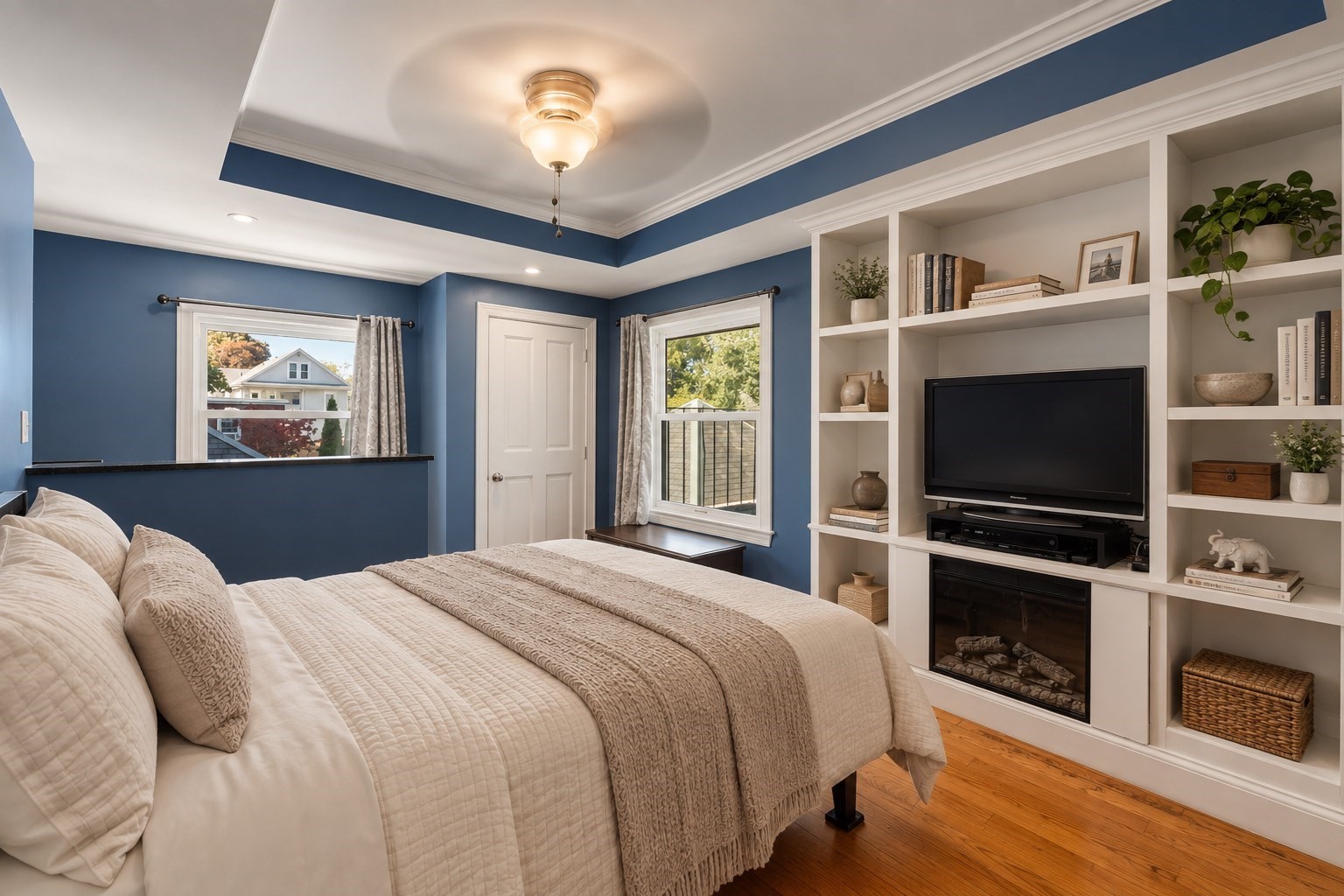 298 Ashmont St # C Property Photo 4